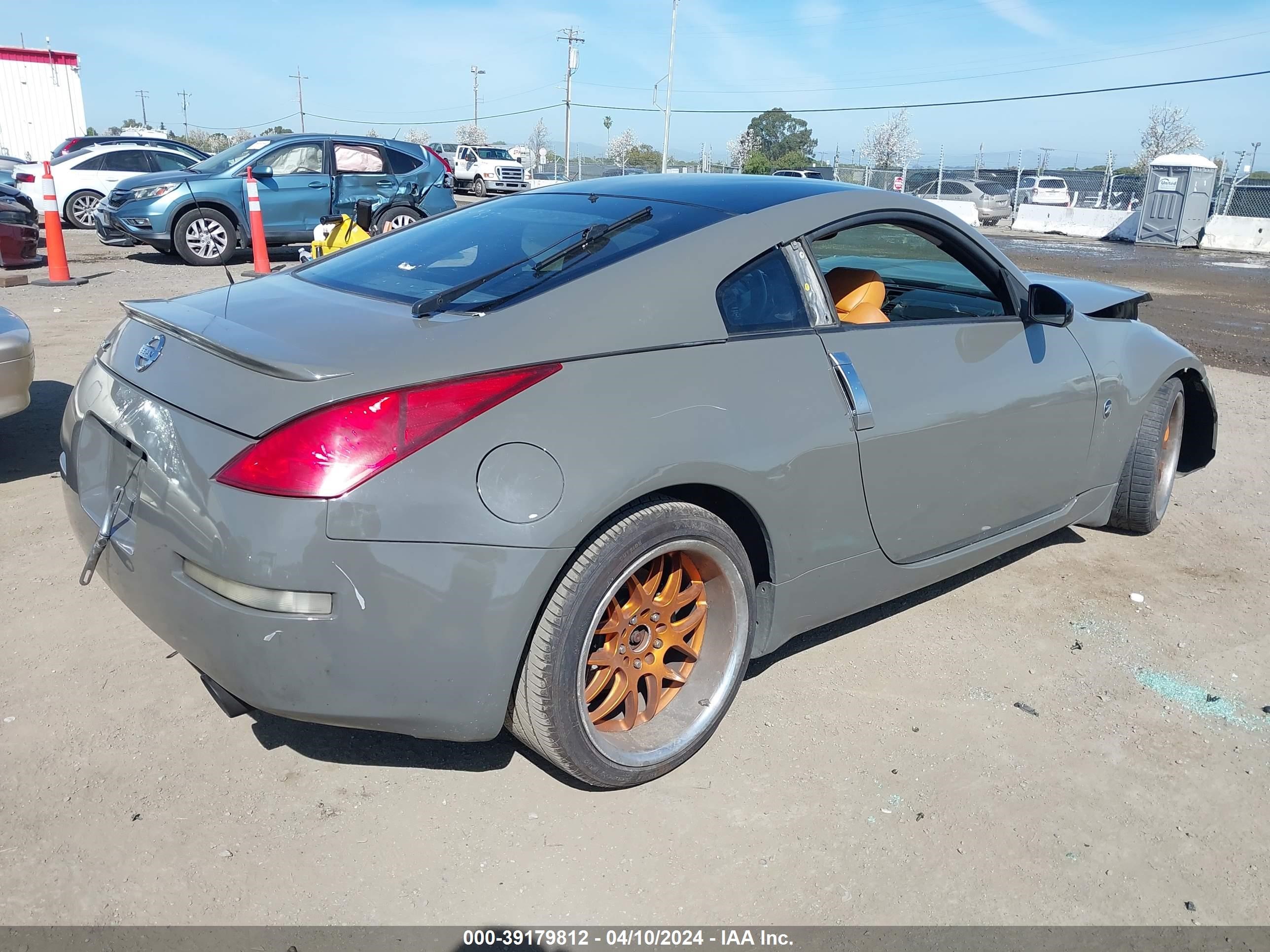 Photo 3 VIN: JN1AZ34D04T162016 - NISSAN 350Z 