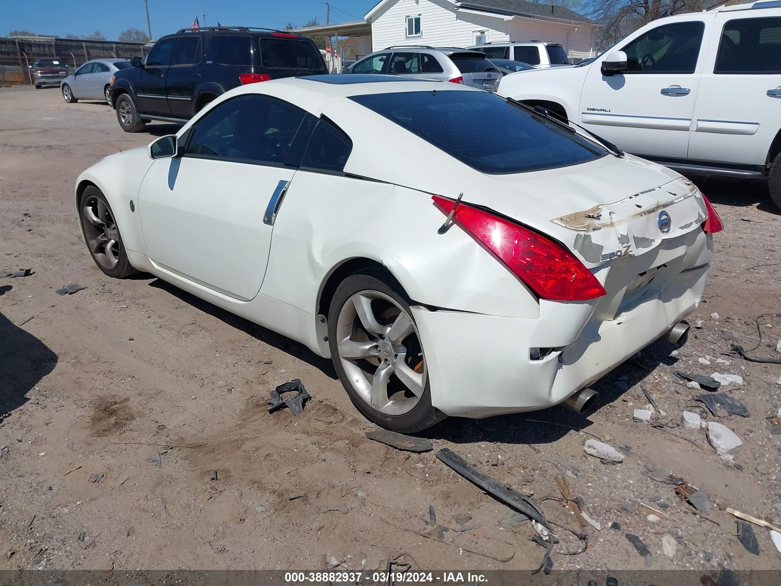 Photo 2 VIN: JN1AZ34D06M312767 - NISSAN 350Z 