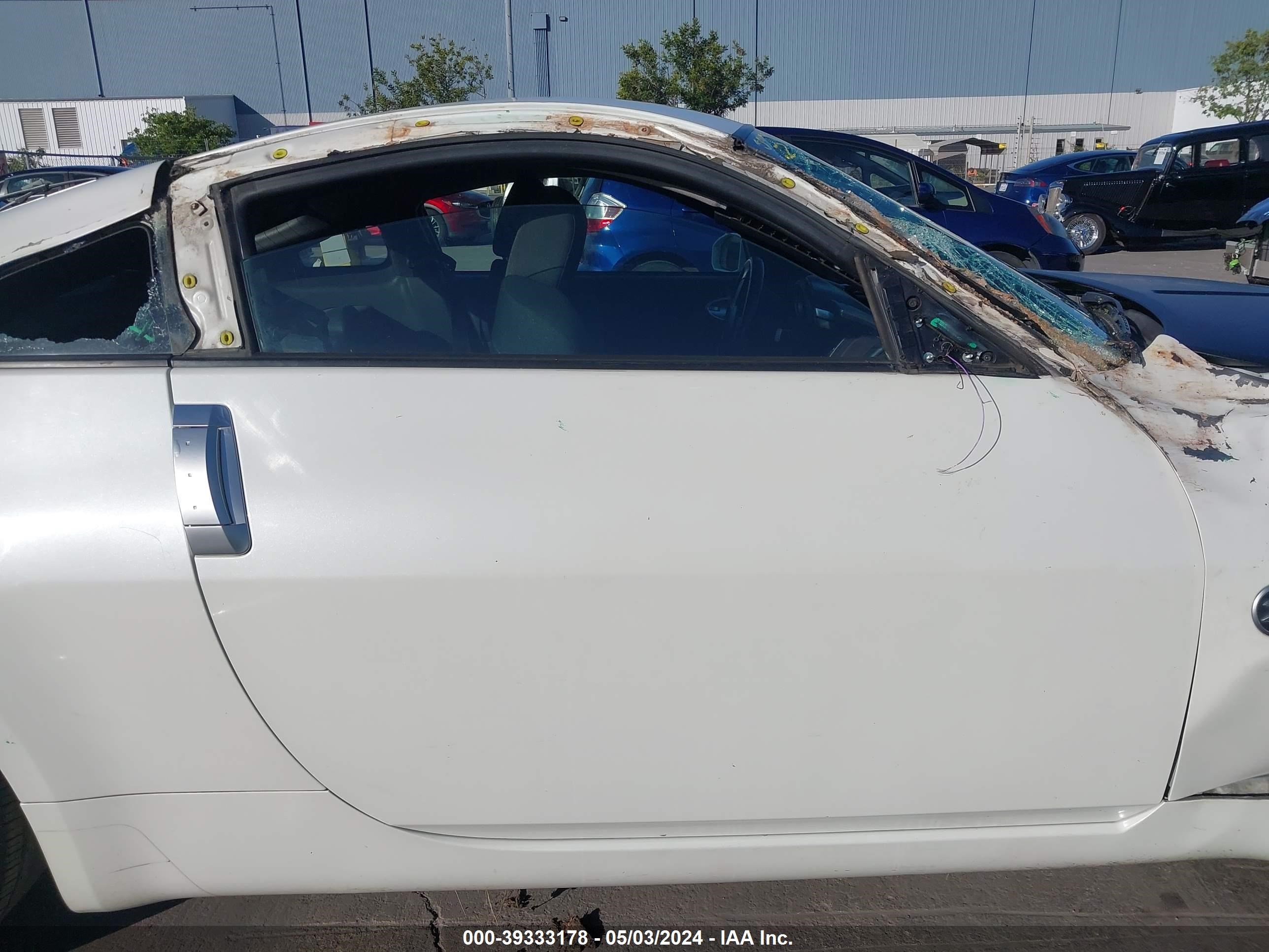 Photo 13 VIN: JN1AZ34D16M312101 - NISSAN 350Z 