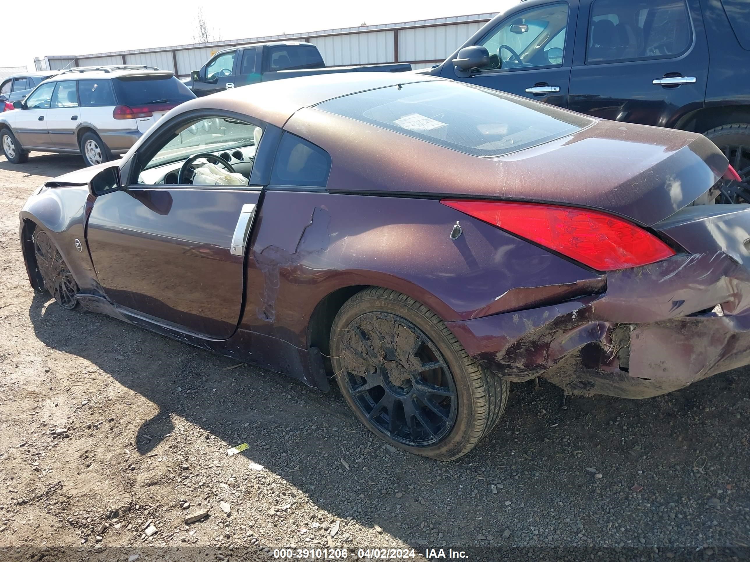 Photo 2 VIN: JN1AZ34D36M308678 - NISSAN 350Z 