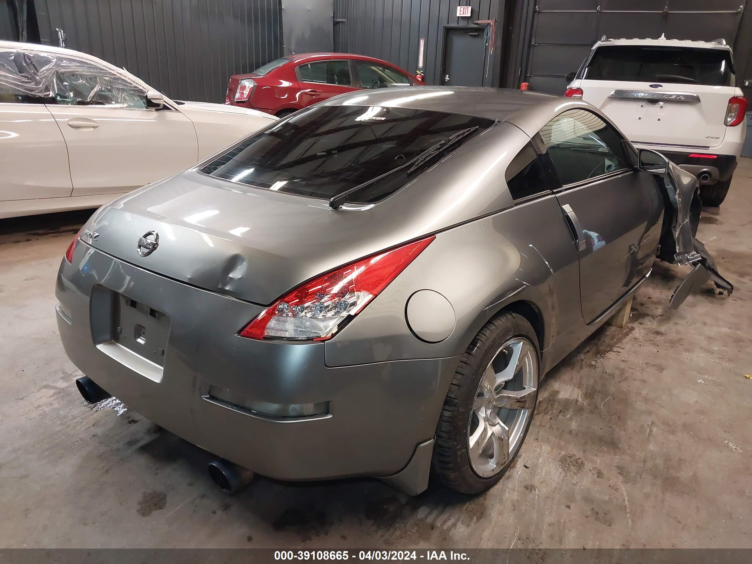 Photo 3 VIN: JN1AZ34D56M305362 - NISSAN 350Z 