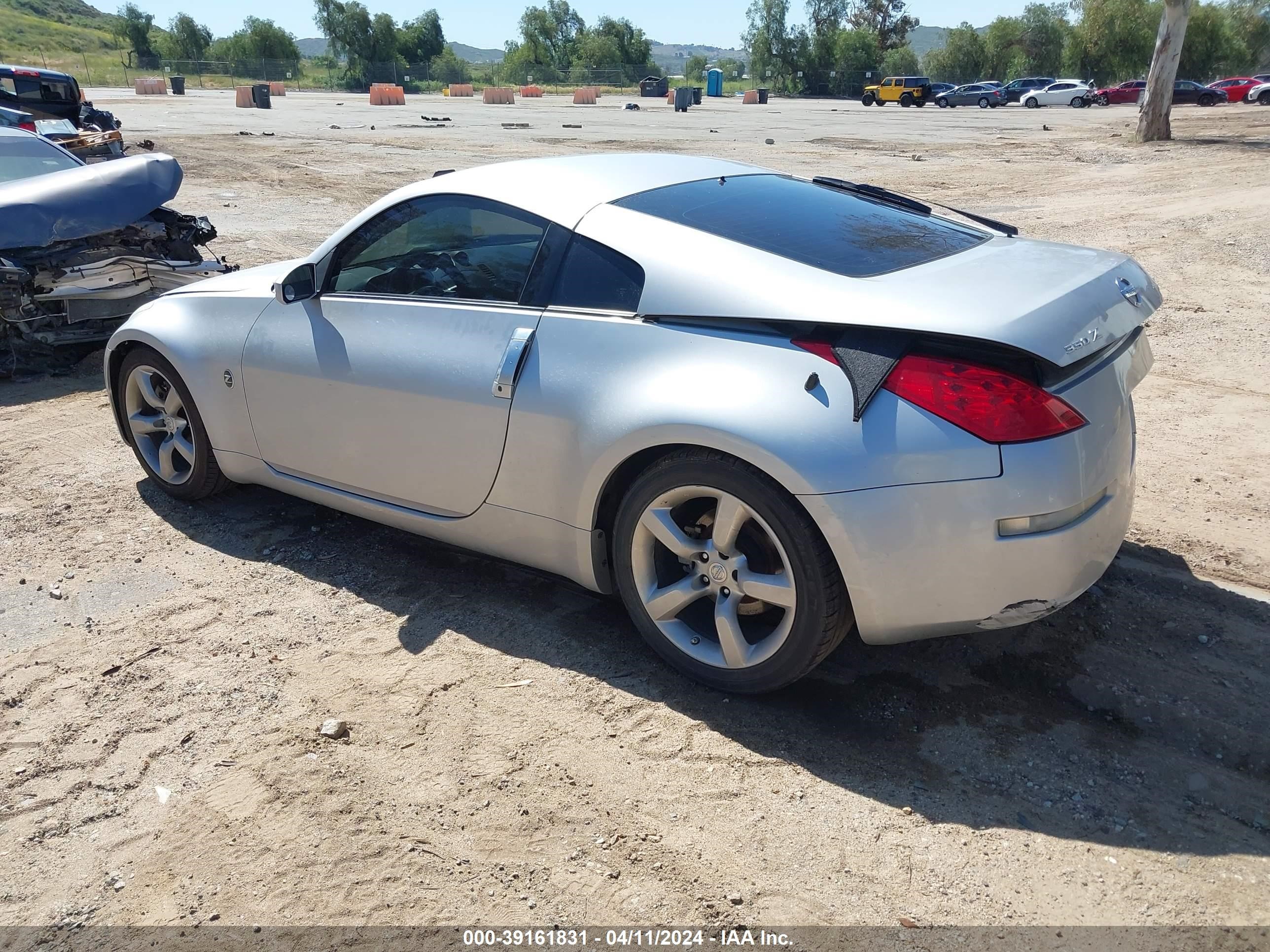 Photo 2 VIN: JN1AZ34D56M311355 - NISSAN 350Z 