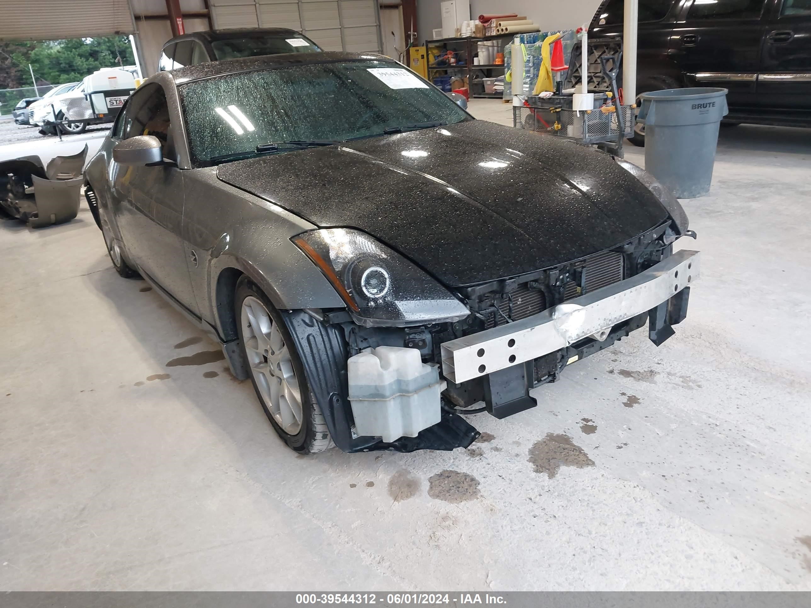 Photo 13 VIN: JN1AZ34D65M605345 - NISSAN 350Z 