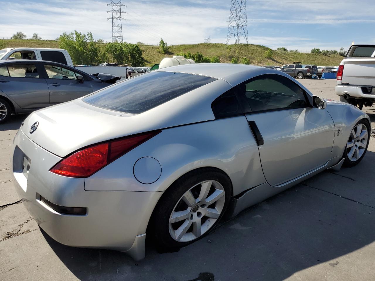 Photo 2 VIN: JN1AZ34D65M605538 - NISSAN 350Z 