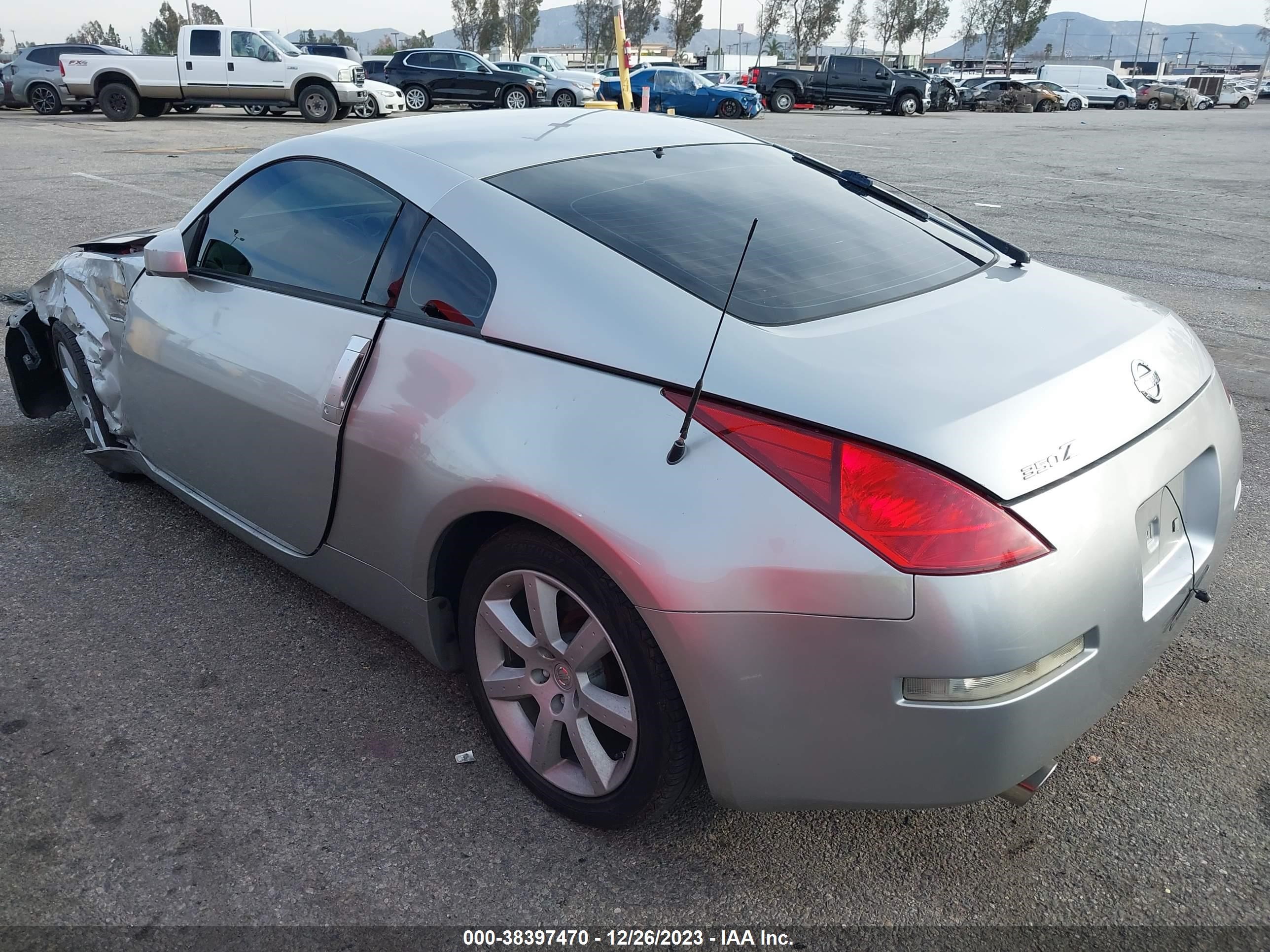 Photo 2 VIN: JN1AZ34D75M609968 - NISSAN 350Z 