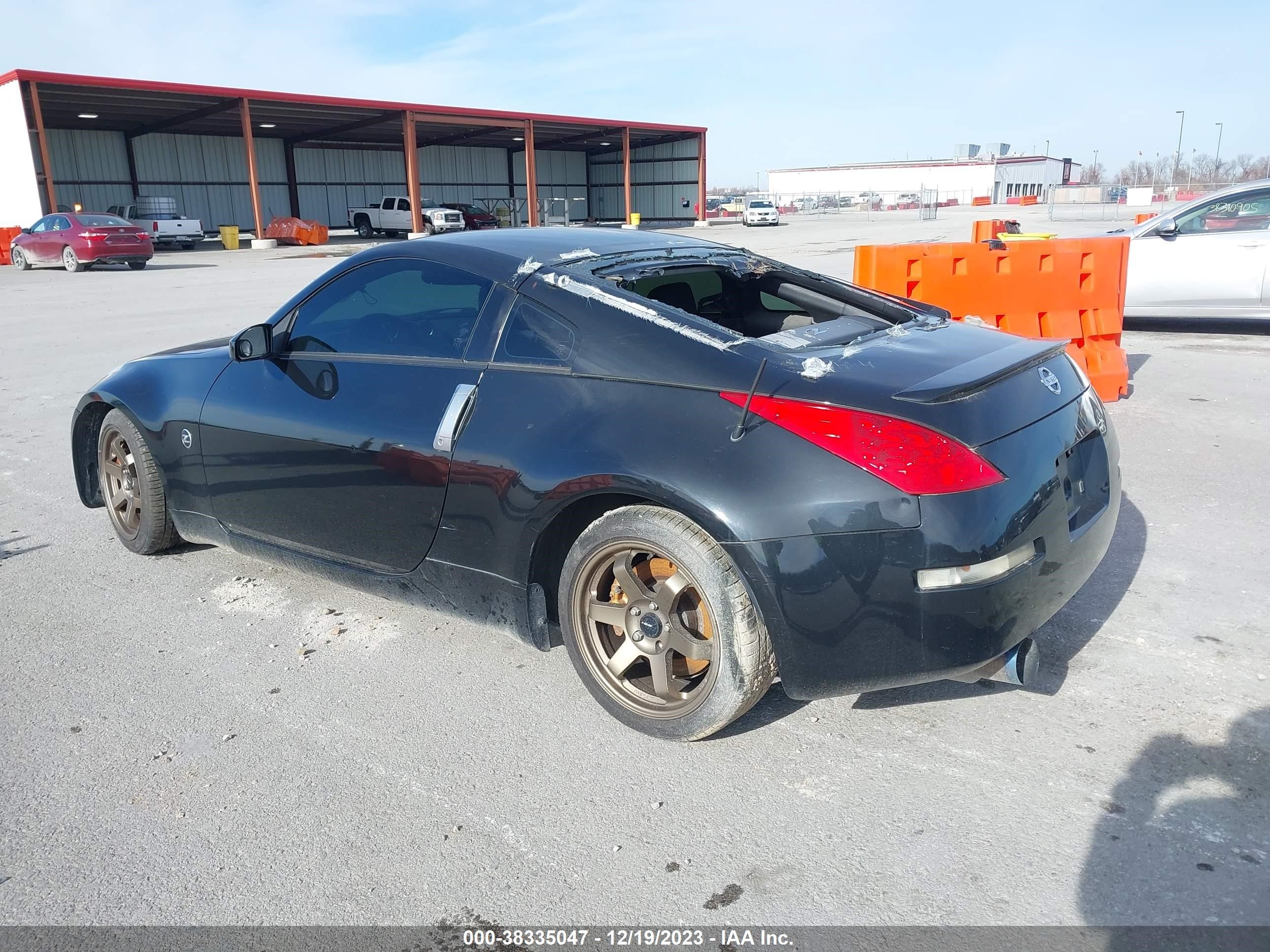 Photo 2 VIN: JN1AZ34D76M312202 - NISSAN 350Z 