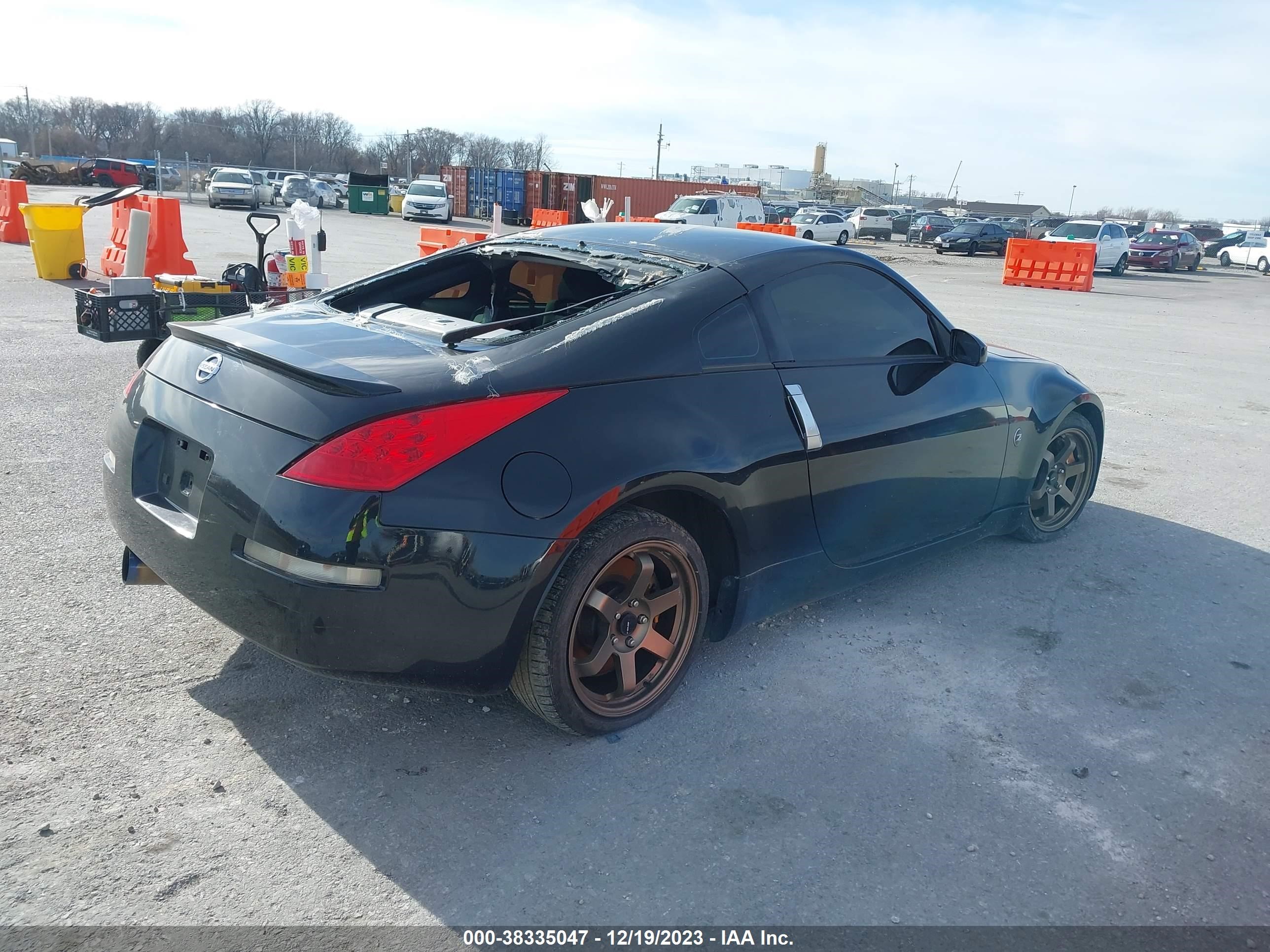 Photo 3 VIN: JN1AZ34D76M312202 - NISSAN 350Z 