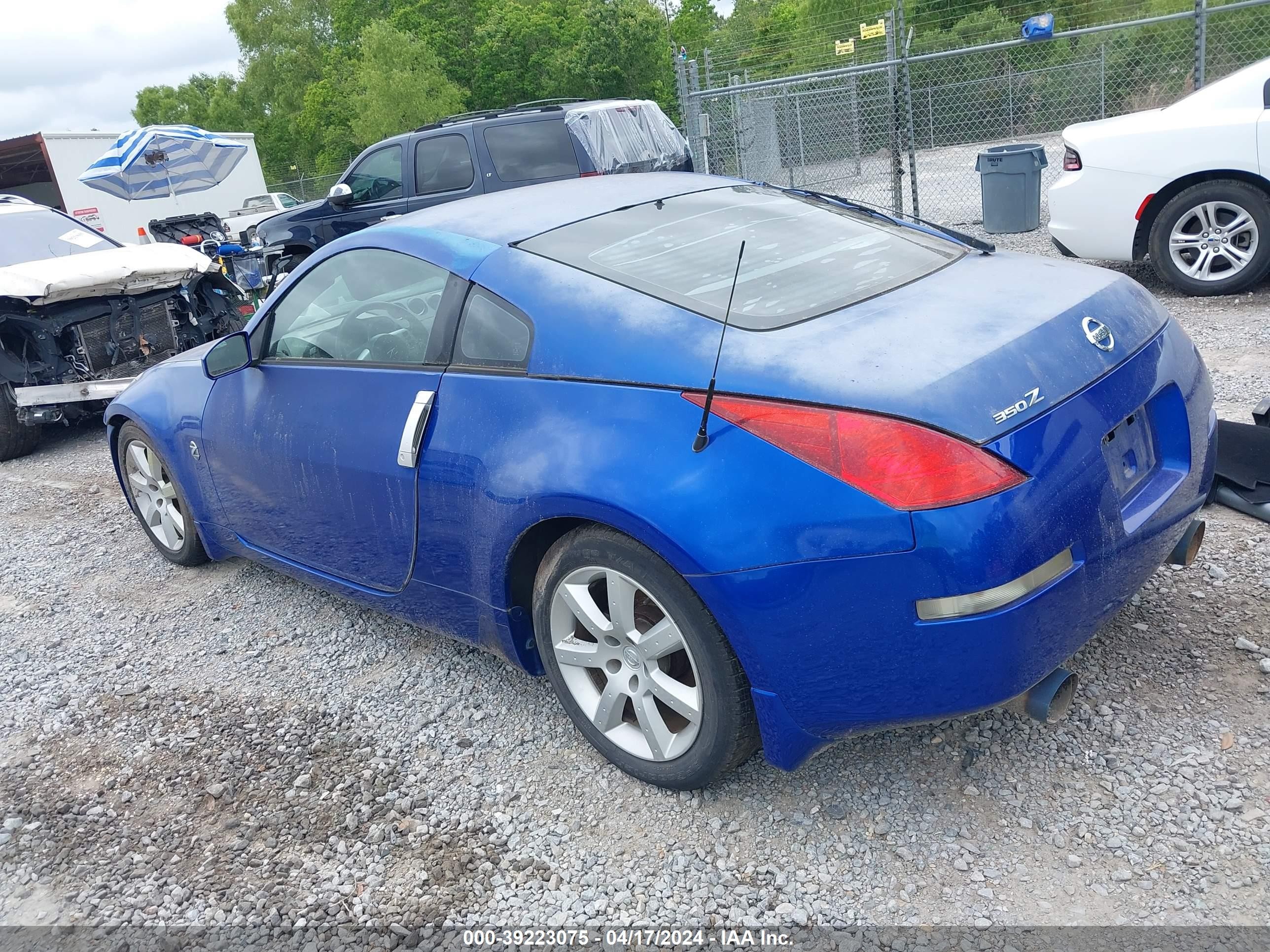 Photo 2 VIN: JN1AZ34DX4T162282 - NISSAN 350Z 