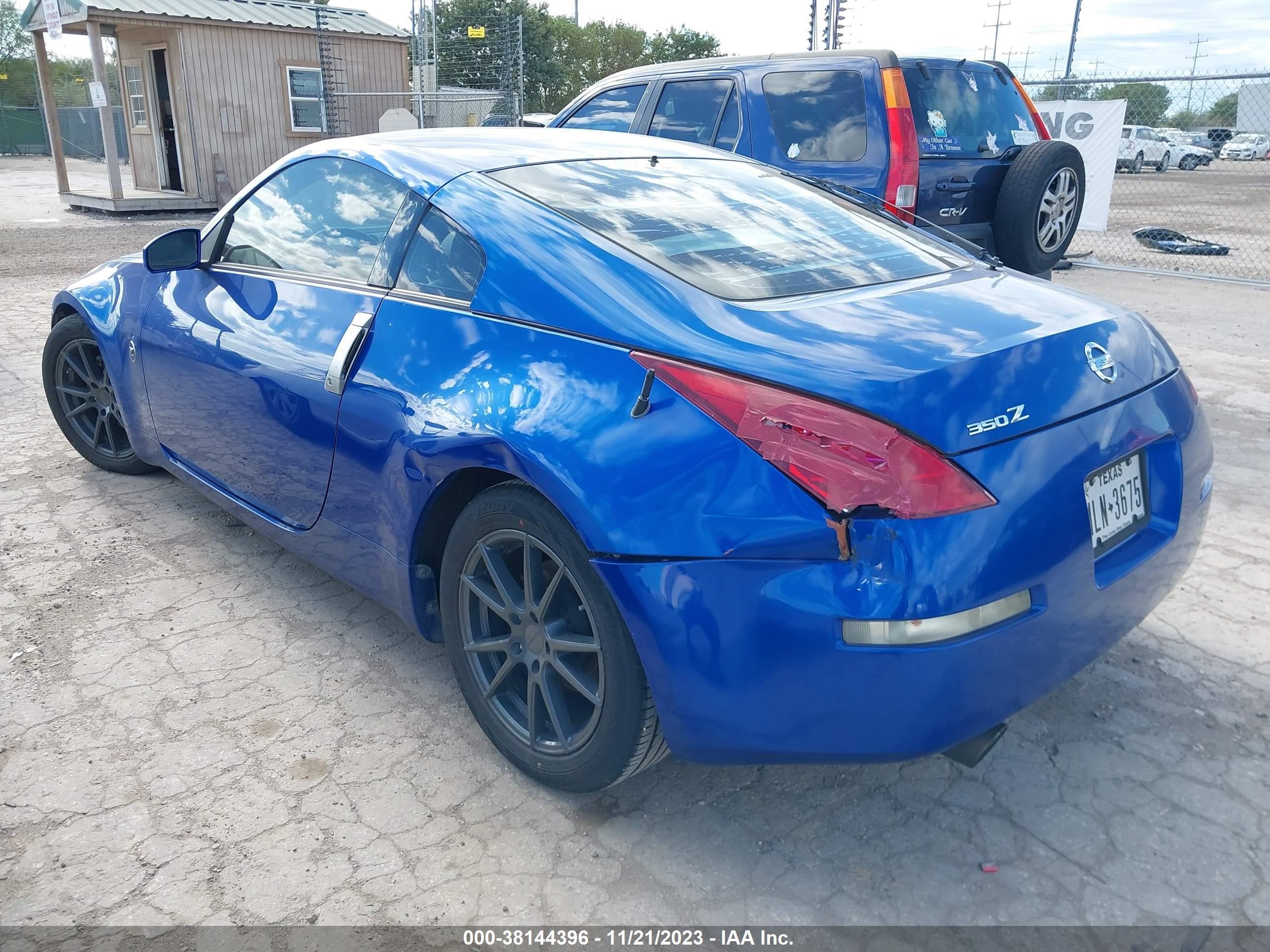 Photo 2 VIN: JN1AZ34DX5M603453 - NISSAN 350Z 