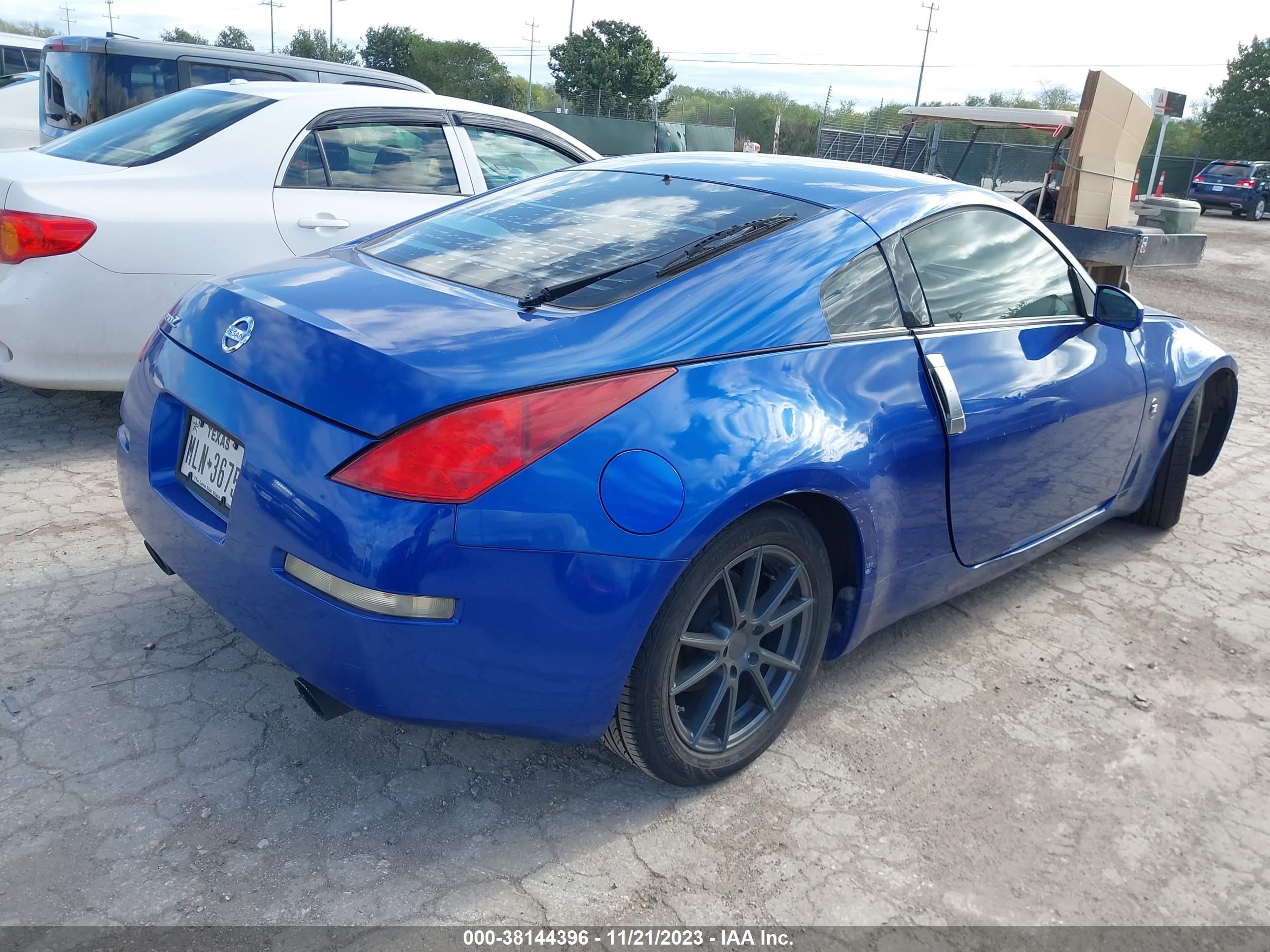 Photo 3 VIN: JN1AZ34DX5M603453 - NISSAN 350Z 