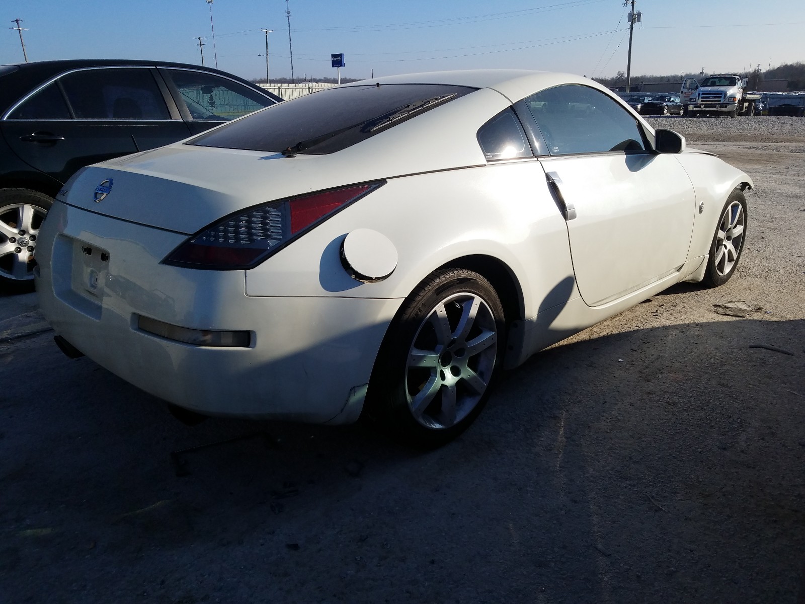 Photo 3 VIN: JN1AZ34E13T020023 - NISSAN 350Z COUPE 