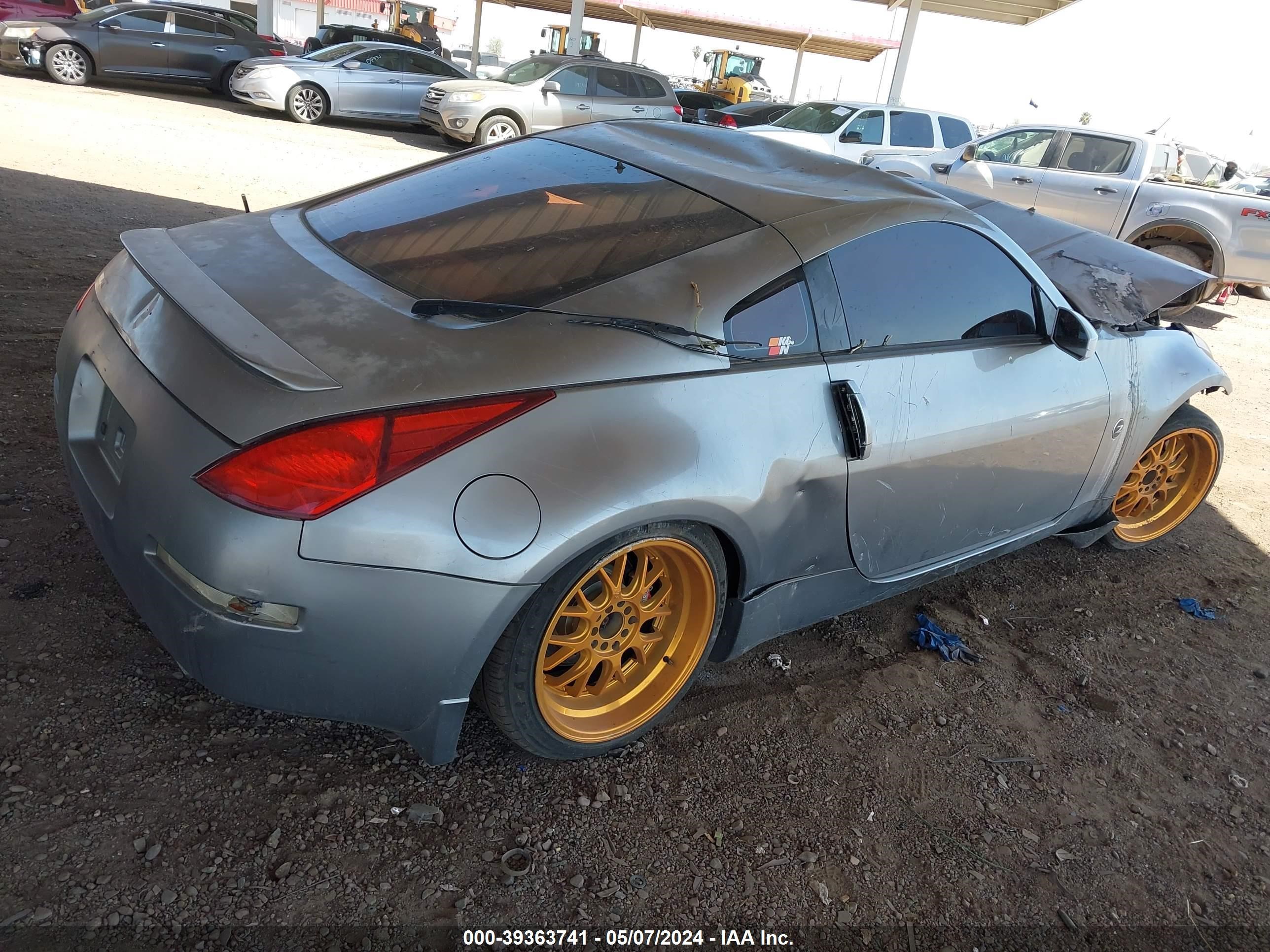 Photo 3 VIN: JN1AZ34E33T013641 - NISSAN 350Z 