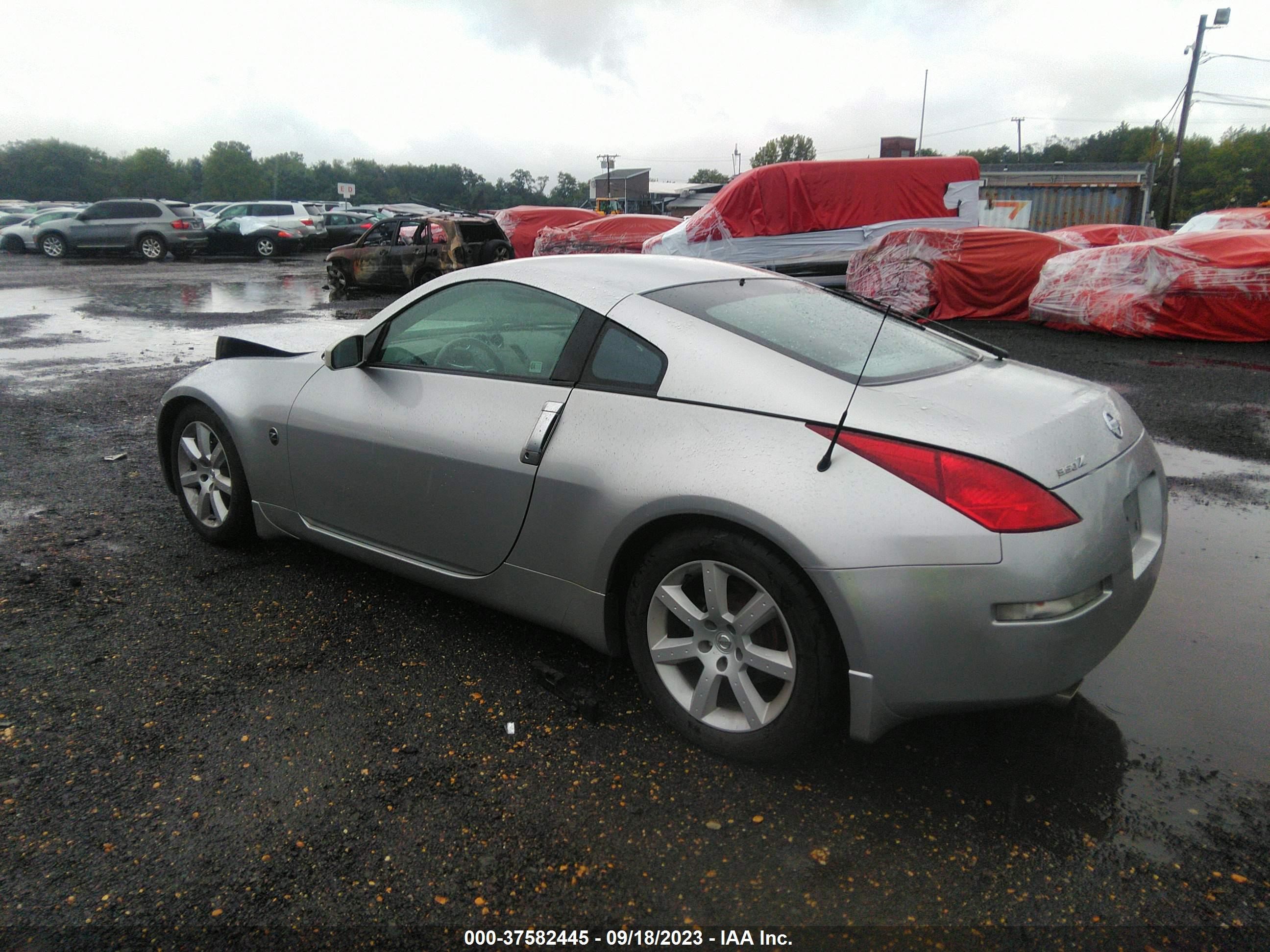 Photo 2 VIN: JN1AZ34E54T052930 - NISSAN 350Z 