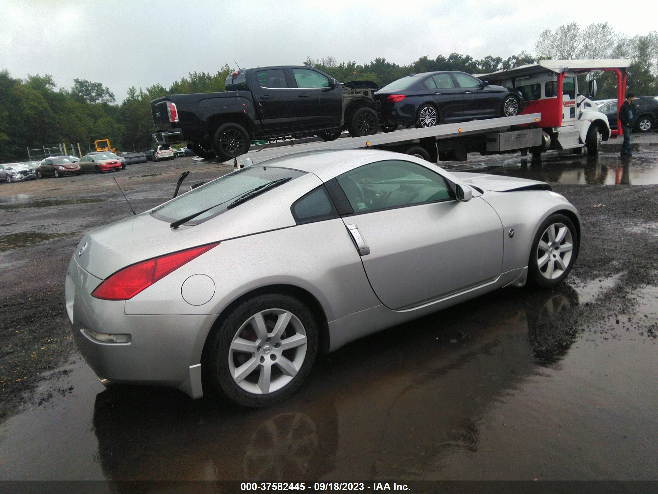 Photo 3 VIN: JN1AZ34E54T052930 - NISSAN 350Z 