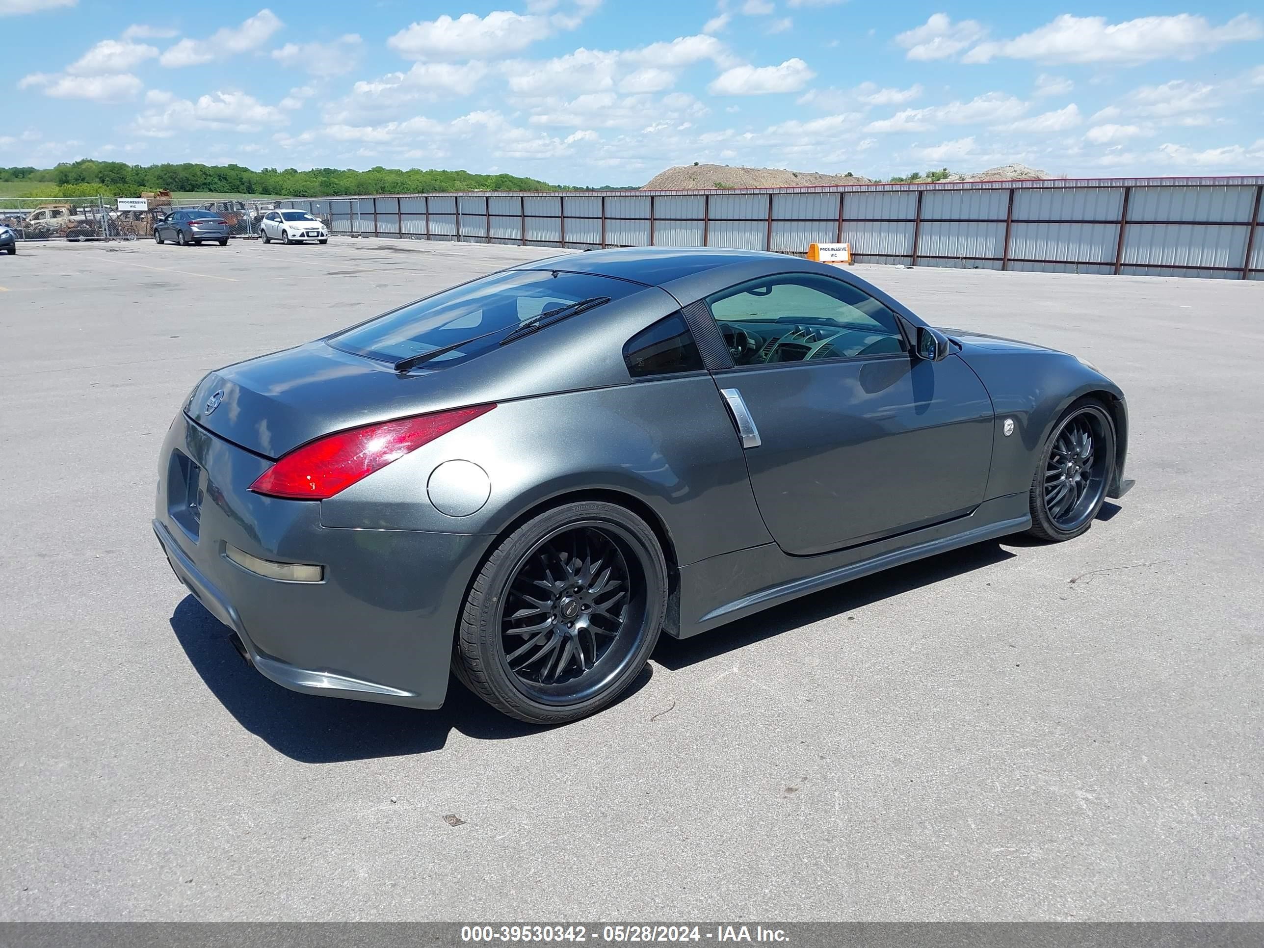 Photo 3 VIN: JN1AZ34E63T001242 - NISSAN 350Z 