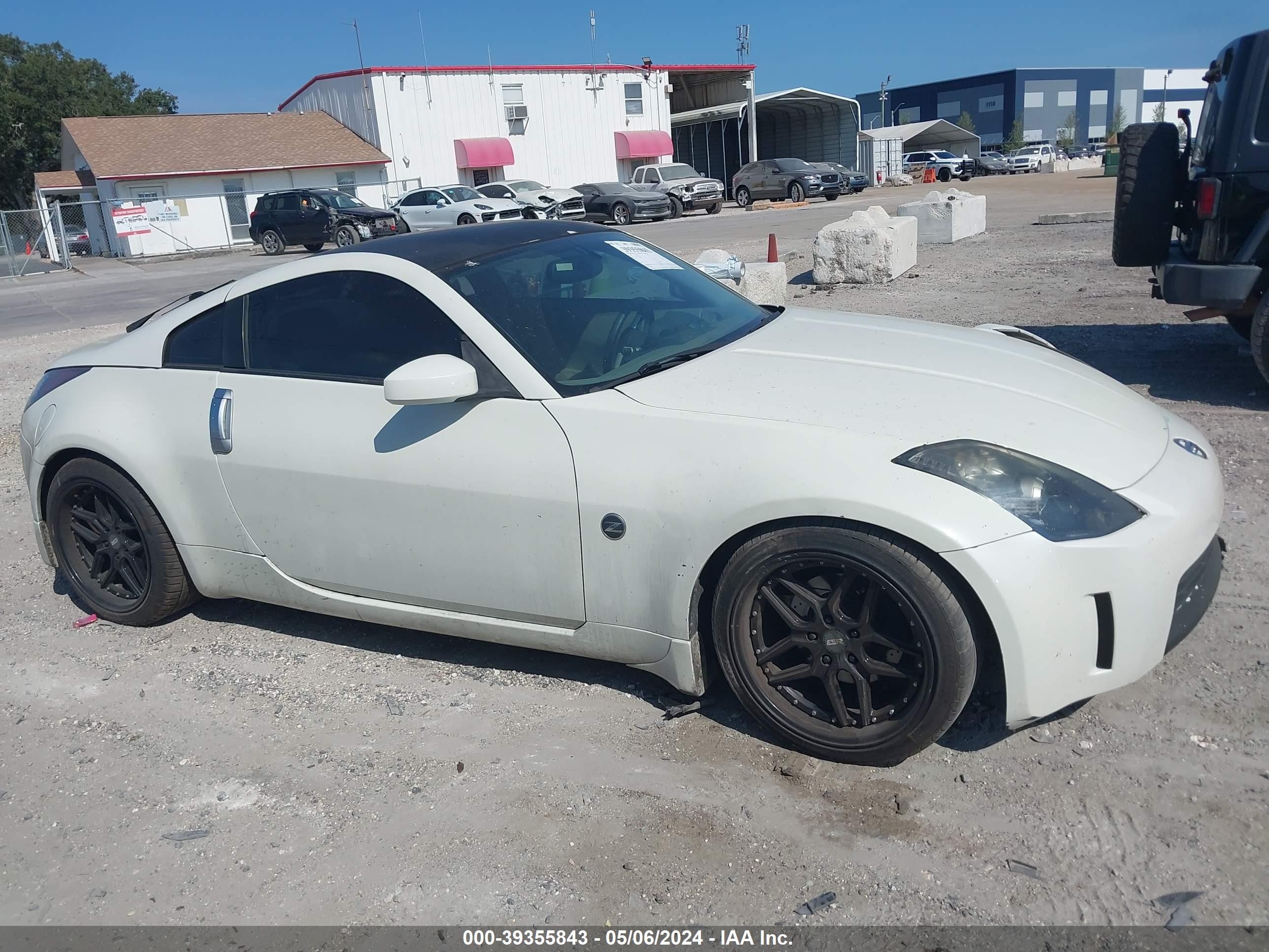 Photo 12 VIN: JN1AZ34E73T009527 - NISSAN 350Z 