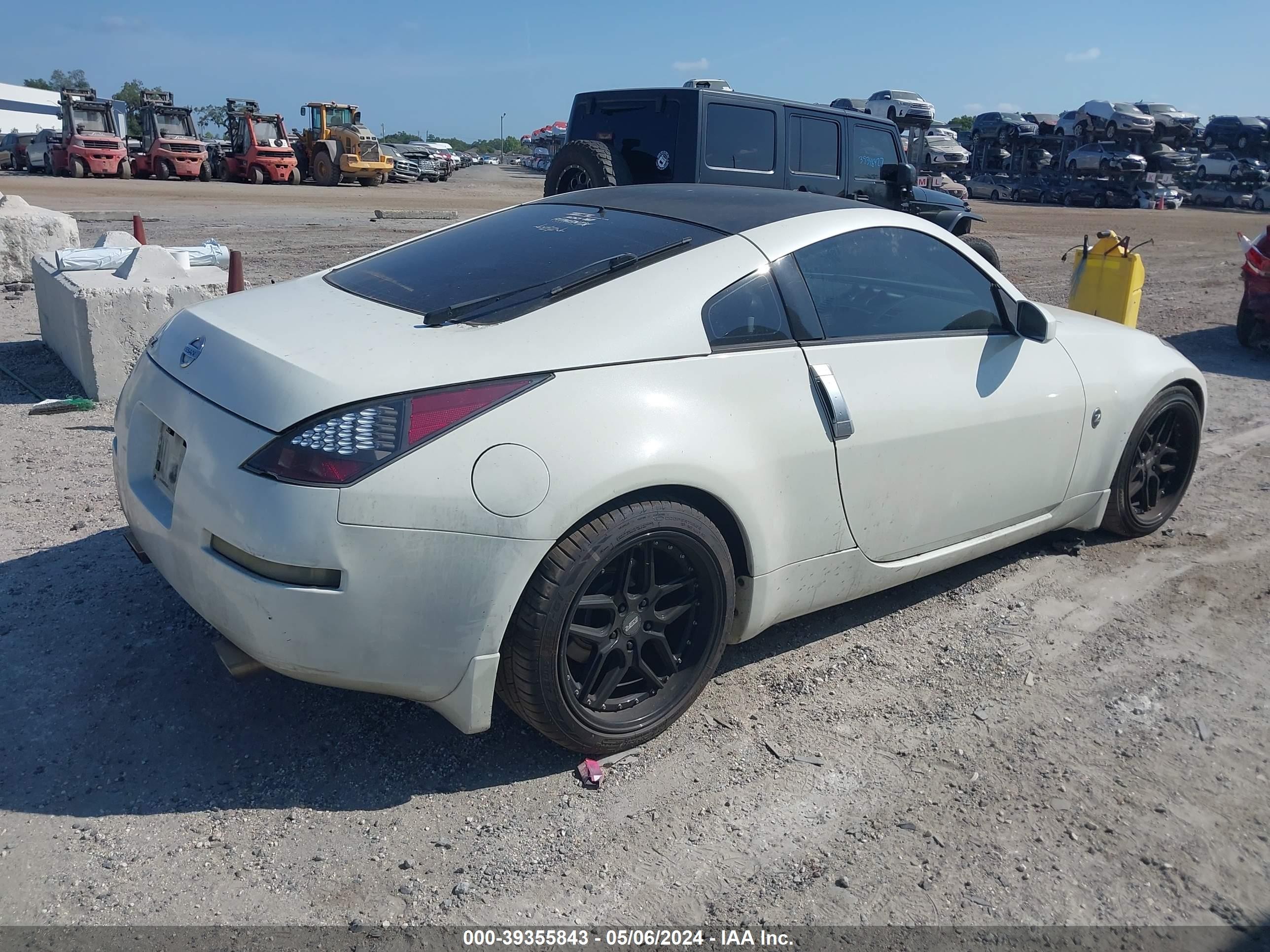 Photo 3 VIN: JN1AZ34E73T009527 - NISSAN 350Z 