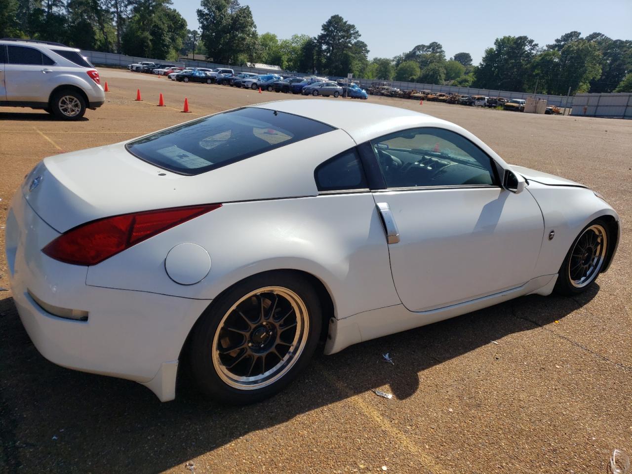 Photo 2 VIN: JN1AZ34E74T061919 - NISSAN 350Z 