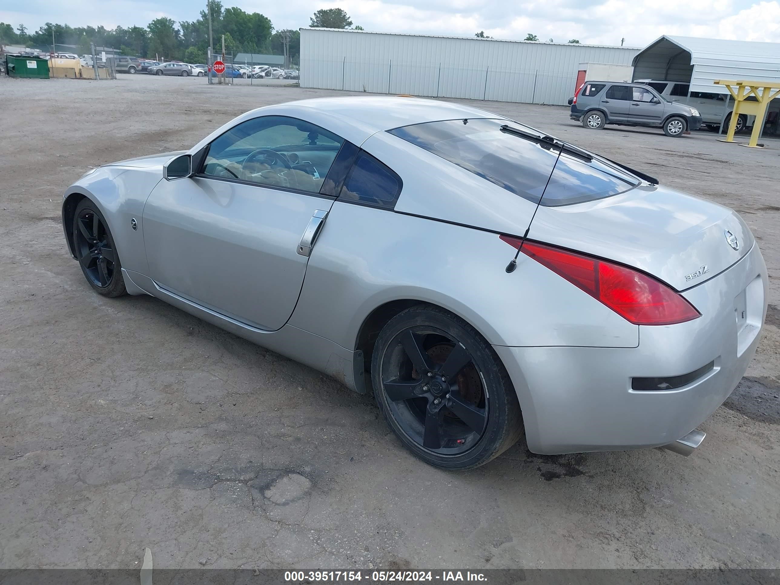 Photo 2 VIN: JN1AZ34EX4M150054 - NISSAN 350Z 