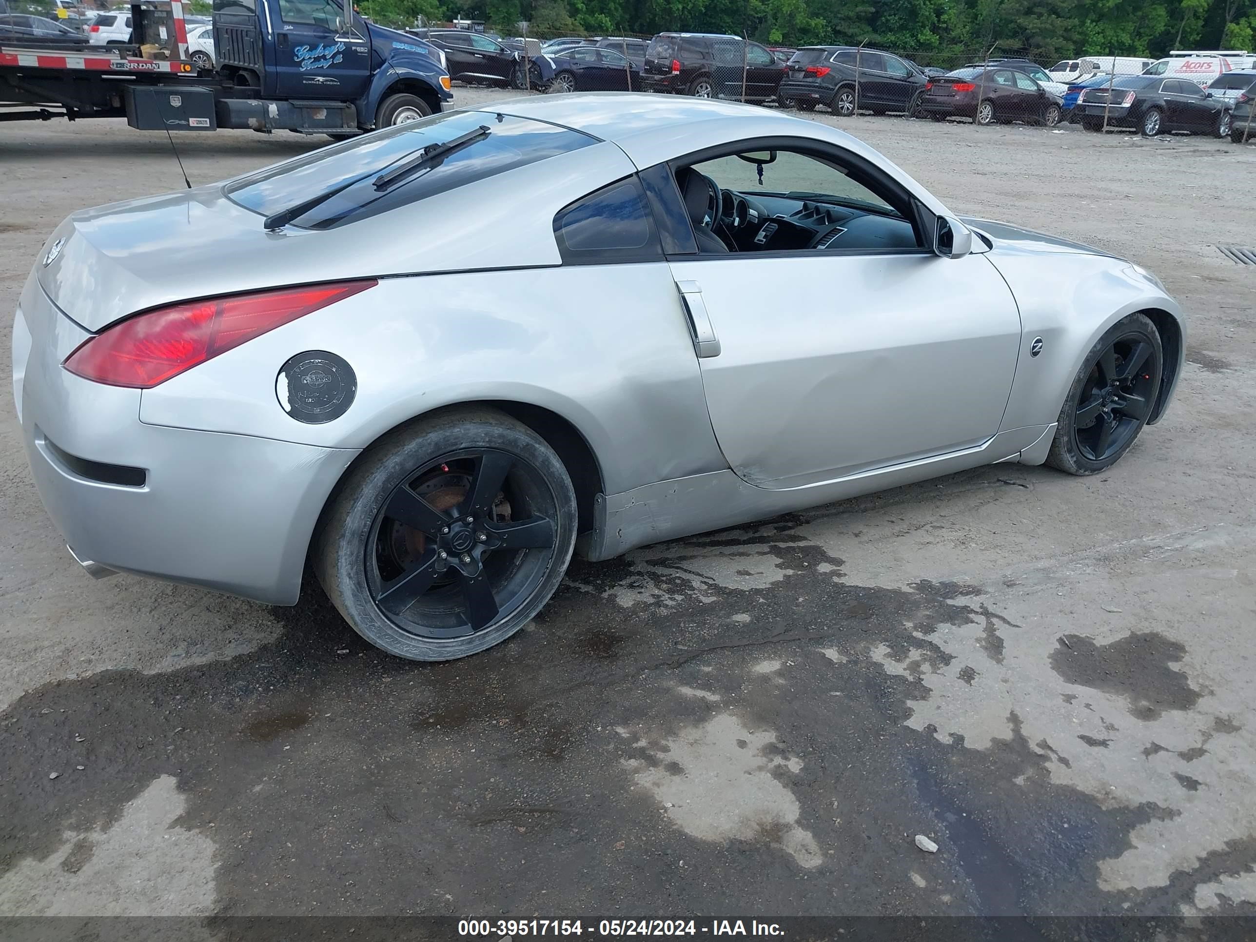 Photo 3 VIN: JN1AZ34EX4M150054 - NISSAN 350Z 