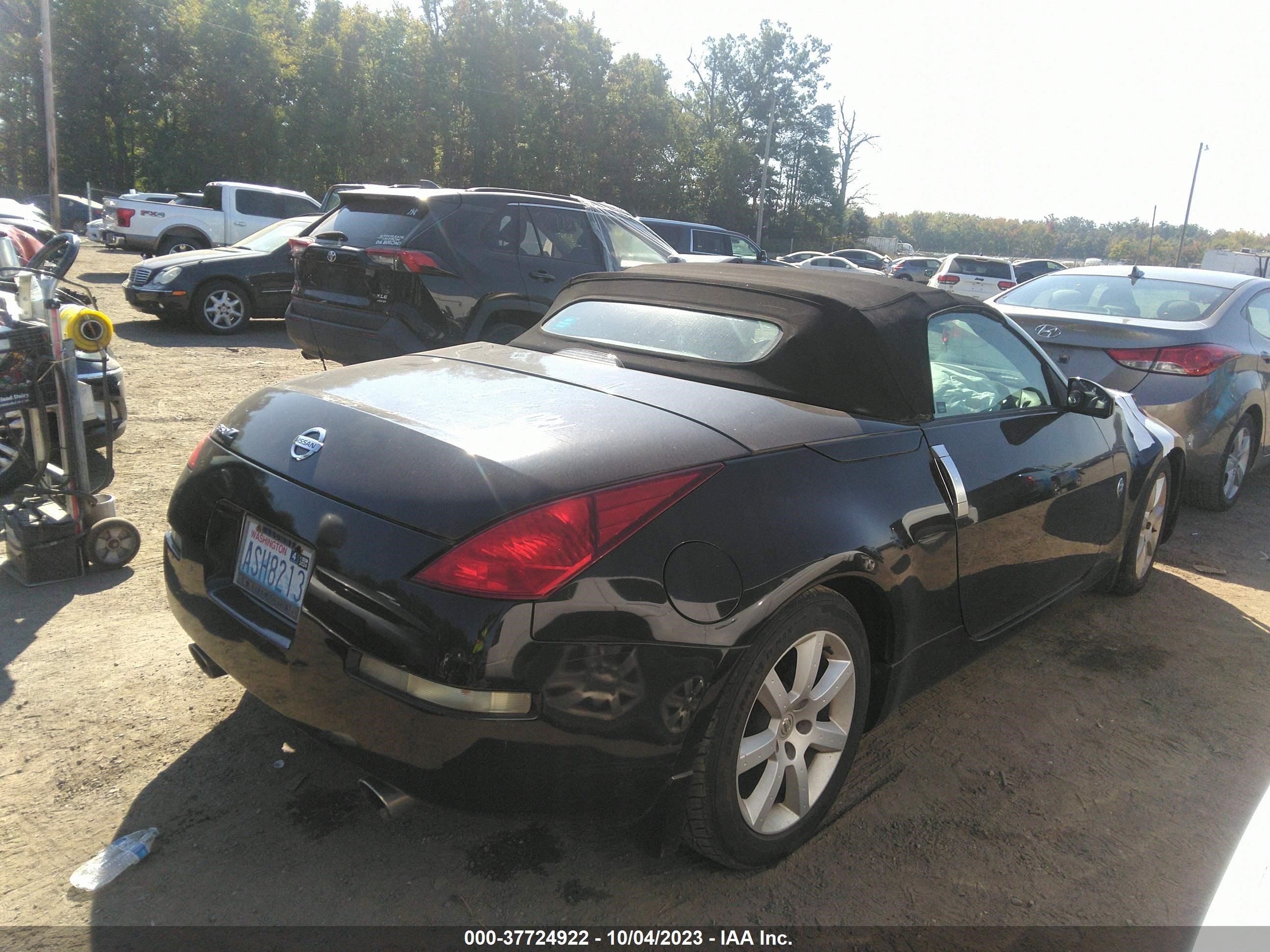 Photo 3 VIN: JN1AZ36A34M251303 - NISSAN 350Z 