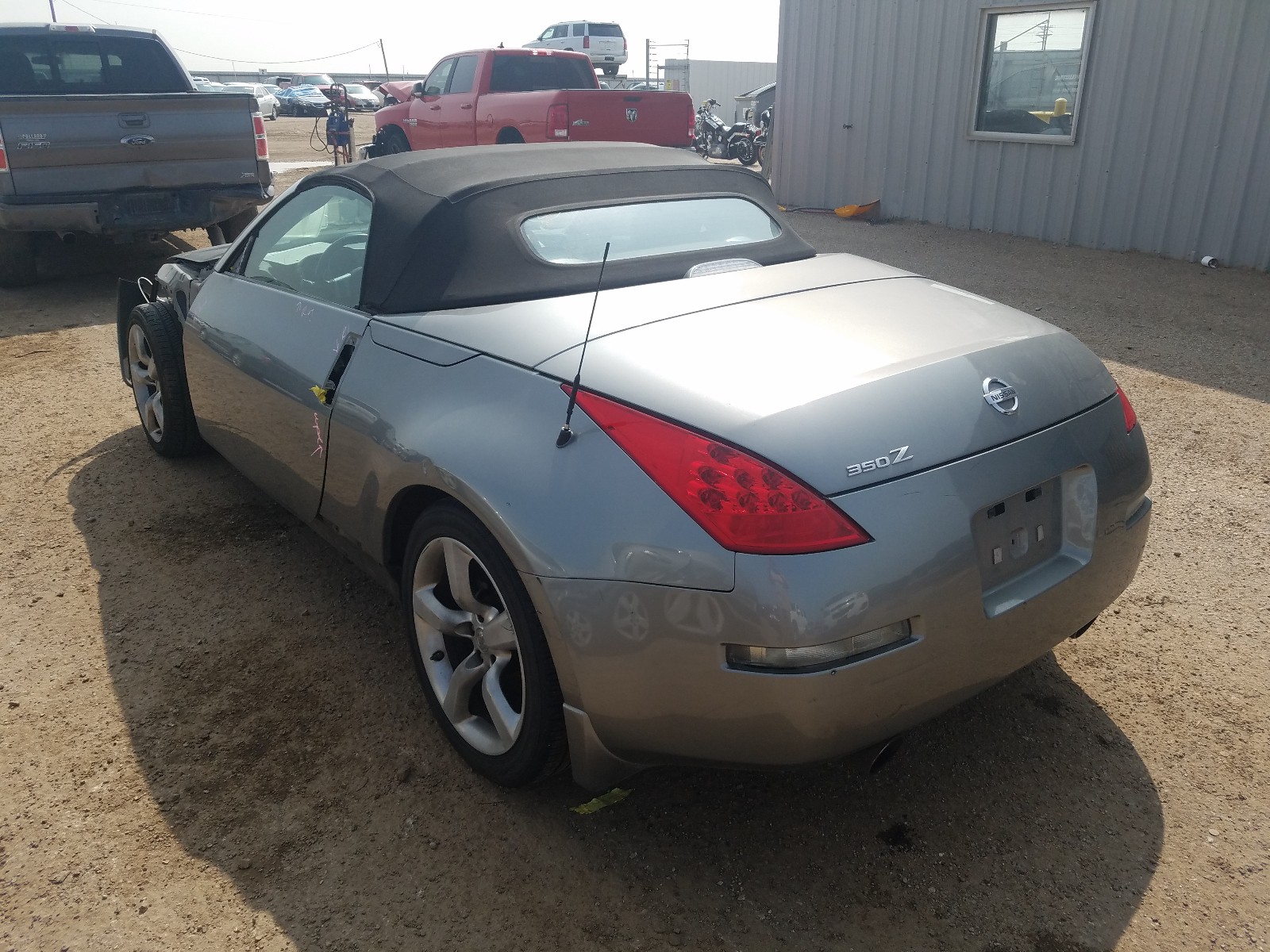 Photo 2 VIN: JN1AZ36A46M457345 - NISSAN 350Z ROADS 