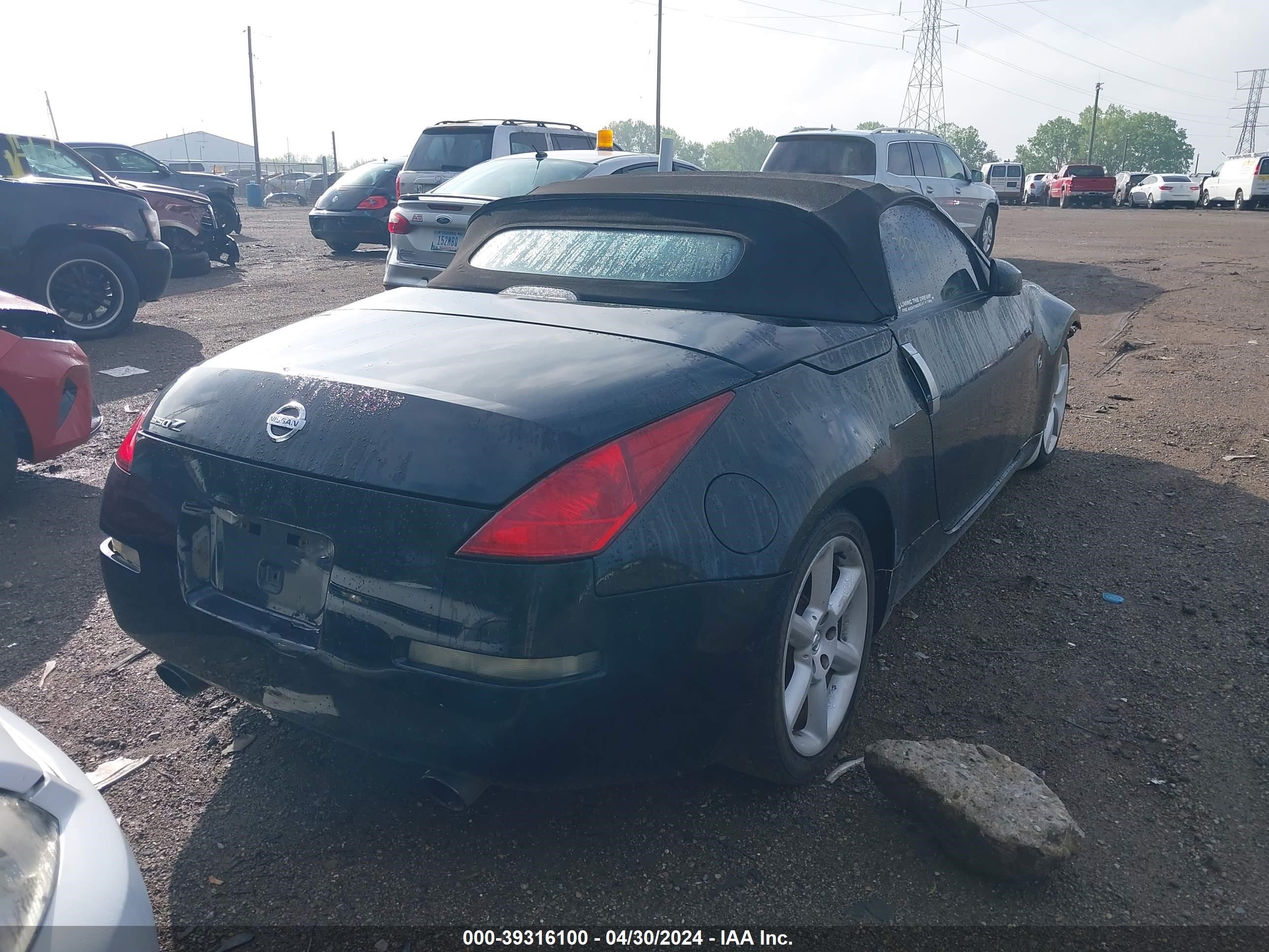 Photo 3 VIN: JN1AZ36A54T011773 - NISSAN 350Z 