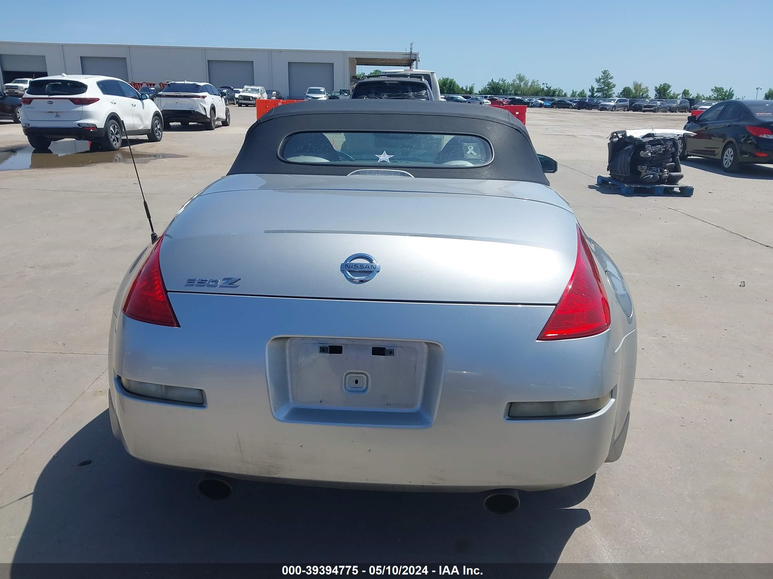 Photo 15 VIN: JN1AZ36A64T004671 - NISSAN 350Z 