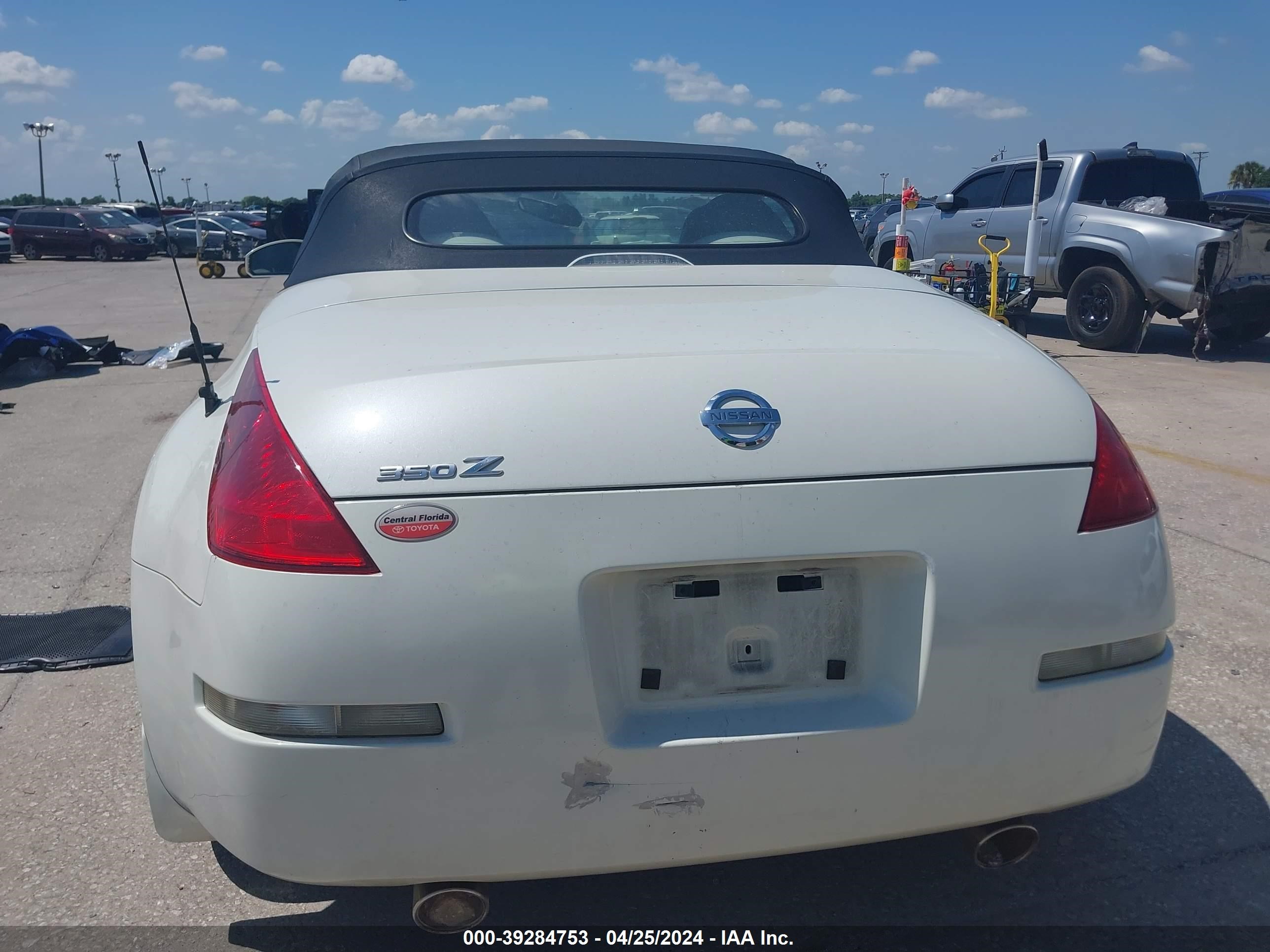 Photo 15 VIN: JN1AZ36A65M759976 - NISSAN 350Z 