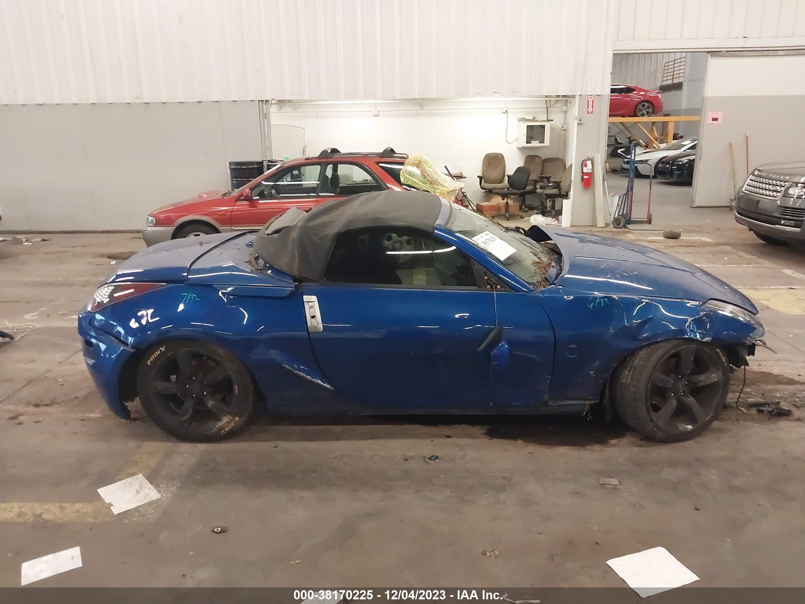 Photo 13 VIN: JN1AZ36A75M754849 - NISSAN 350Z 