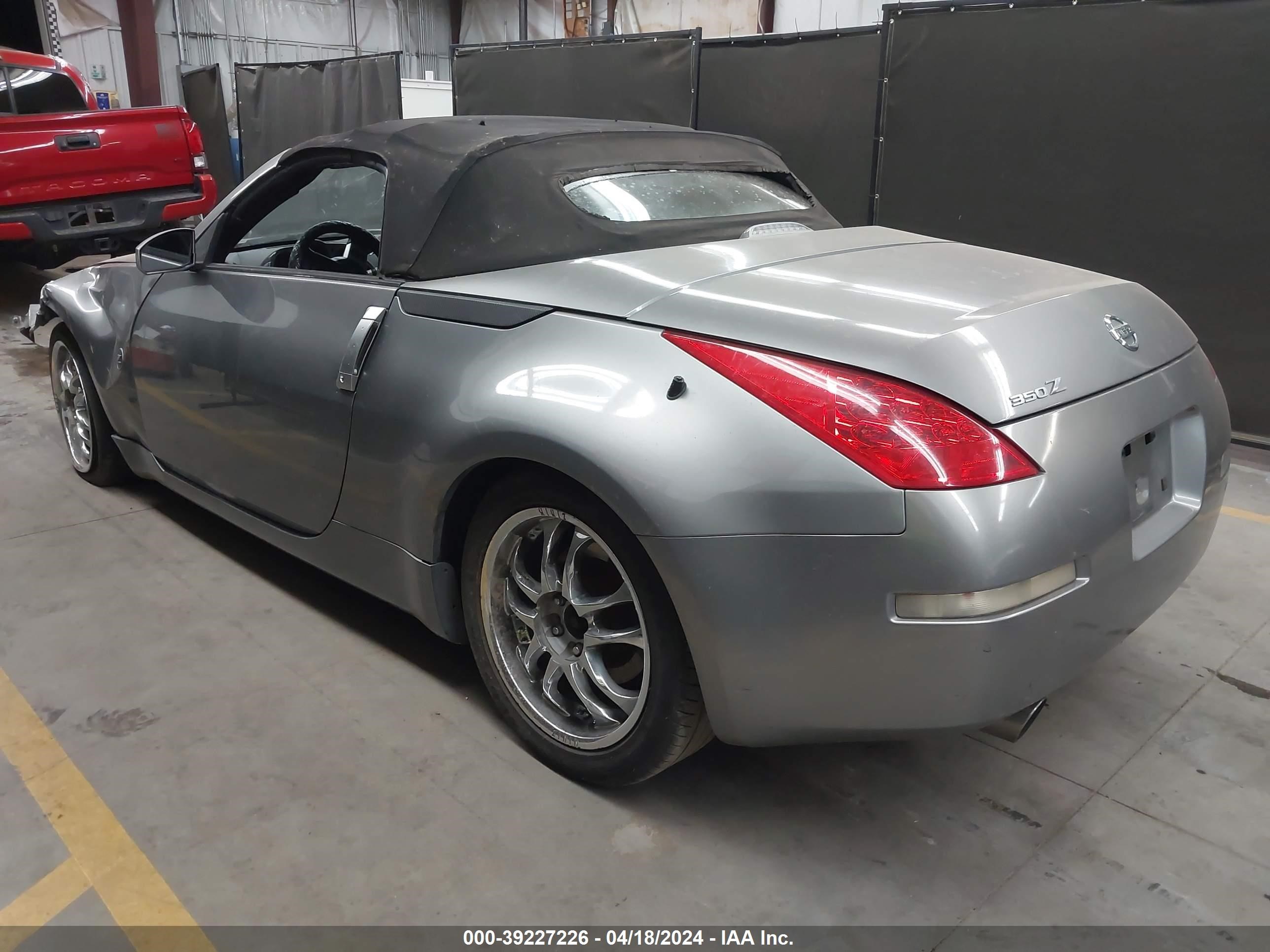 Photo 2 VIN: JN1AZ36A76M456965 - NISSAN 350Z 