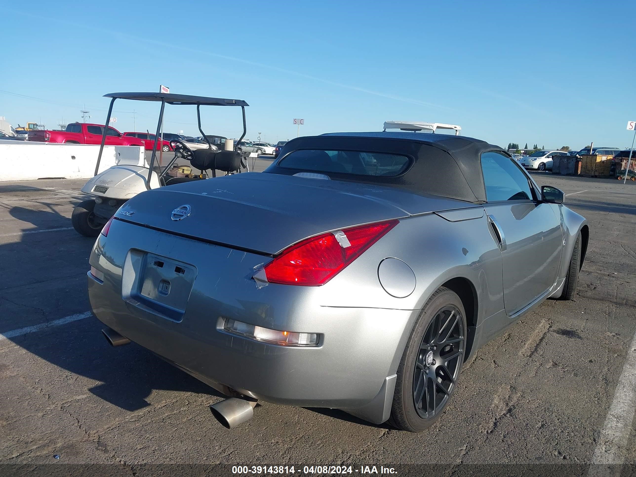 Photo 3 VIN: JN1AZ36A85M750986 - NISSAN 350Z 