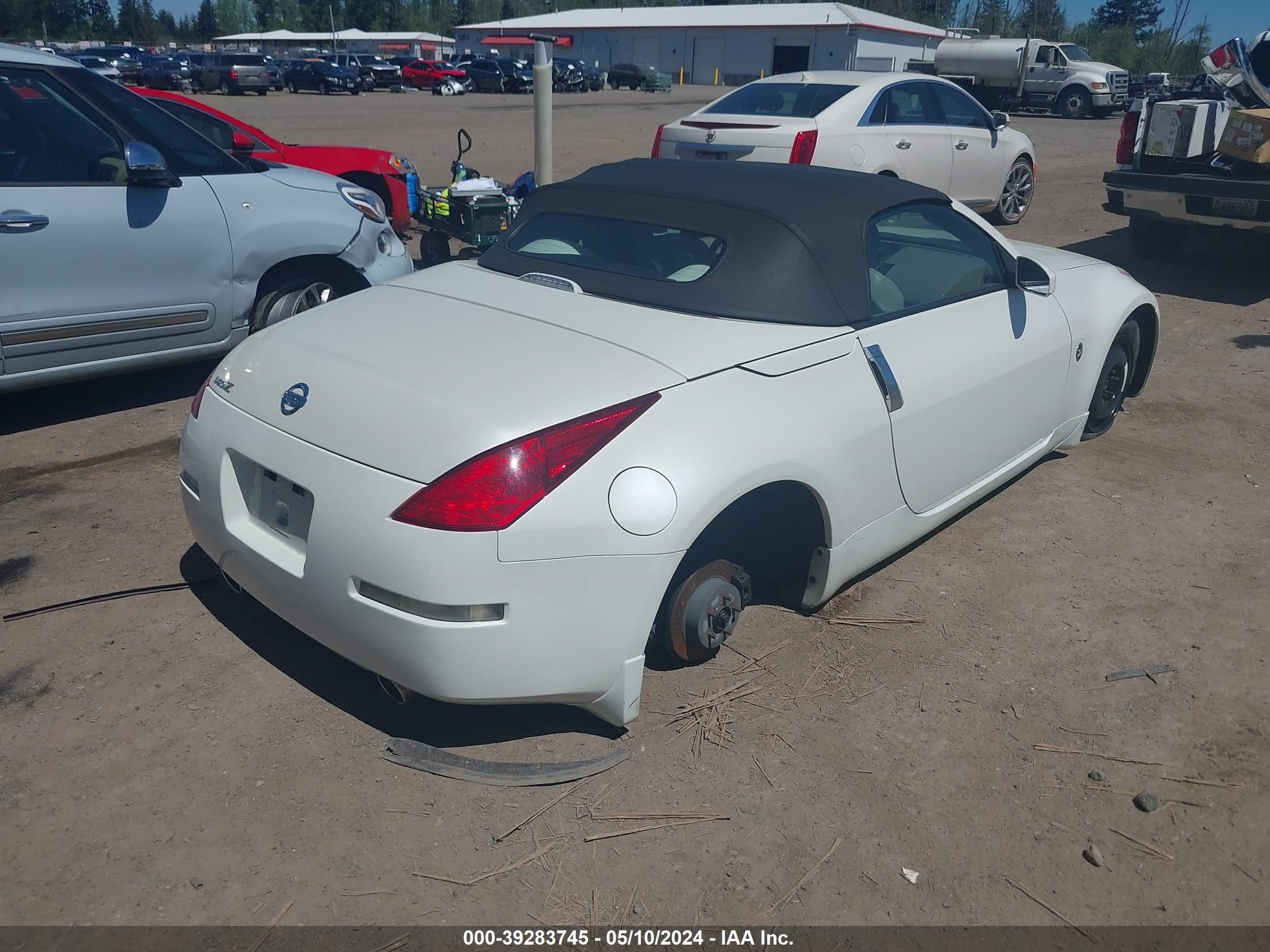 Photo 3 VIN: JN1AZ36A85M758070 - NISSAN 350Z 