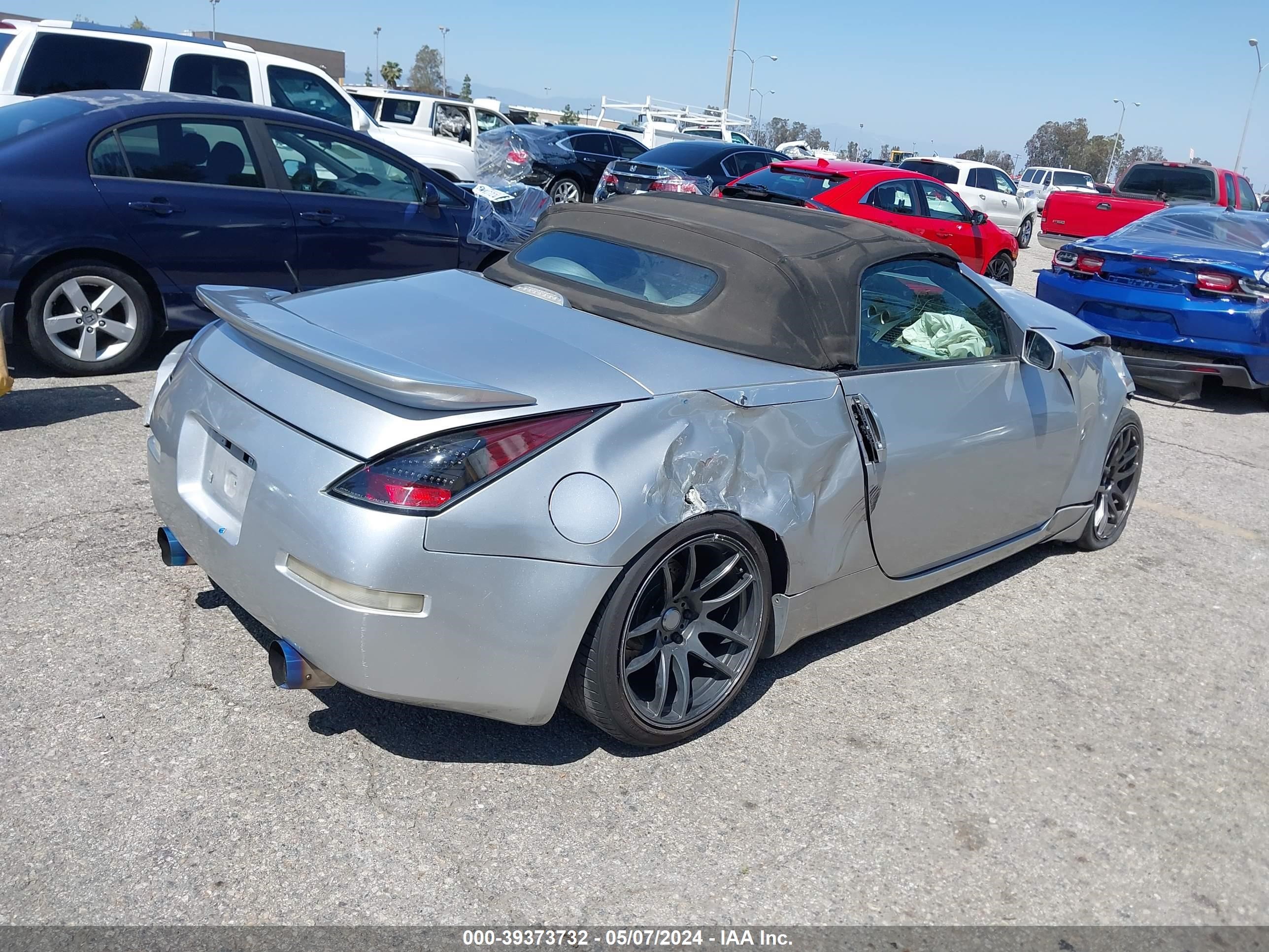 Photo 3 VIN: JN1AZ36A94T014076 - NISSAN 350Z 