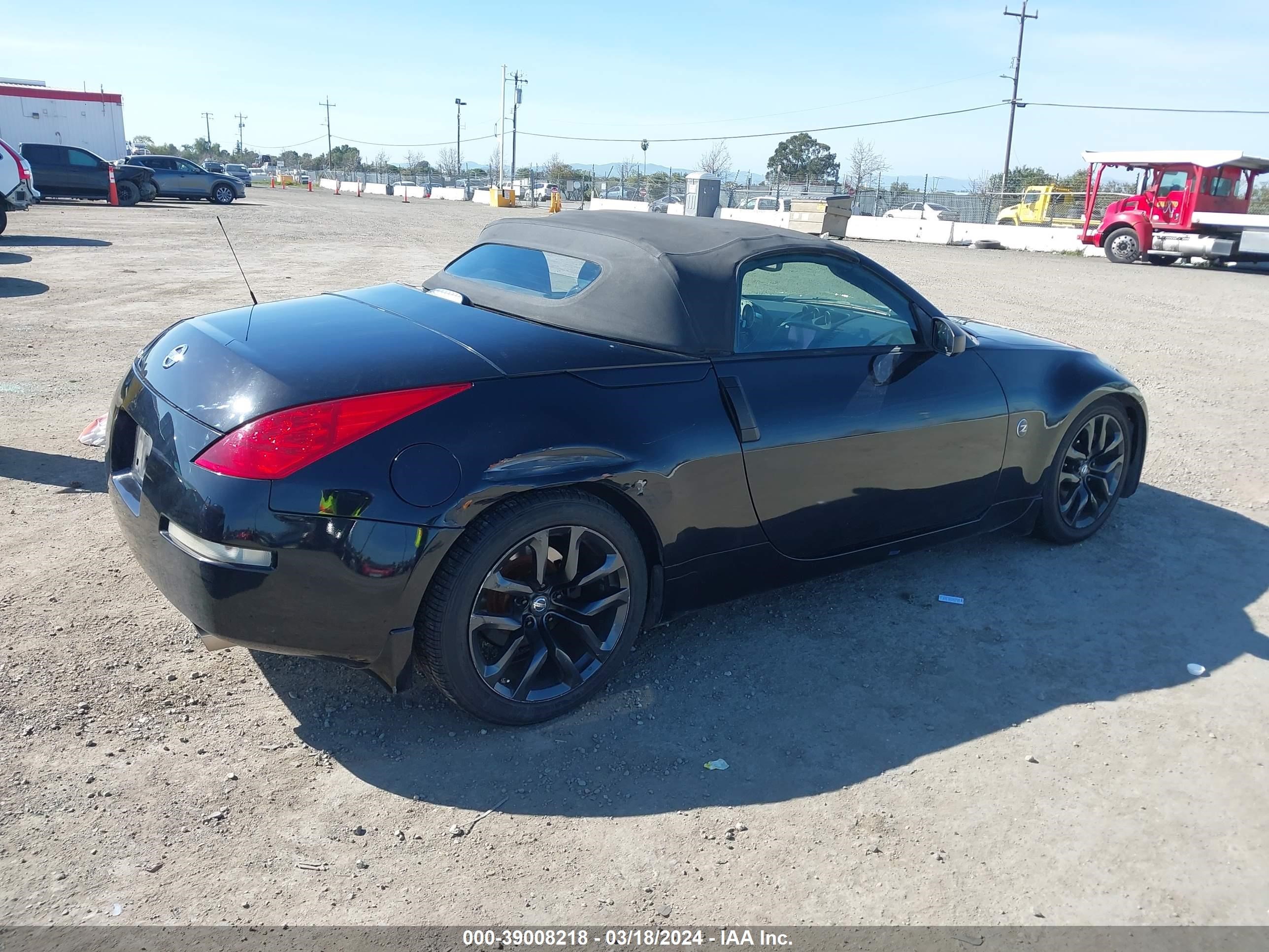 Photo 3 VIN: JN1AZ36A96M453050 - NISSAN 350Z 