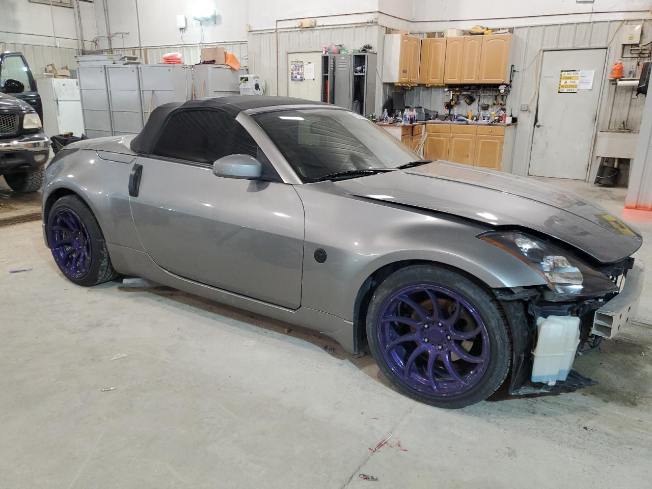 Photo 3 VIN: JN1AZ36AX4T016256 - NISSAN 350Z 