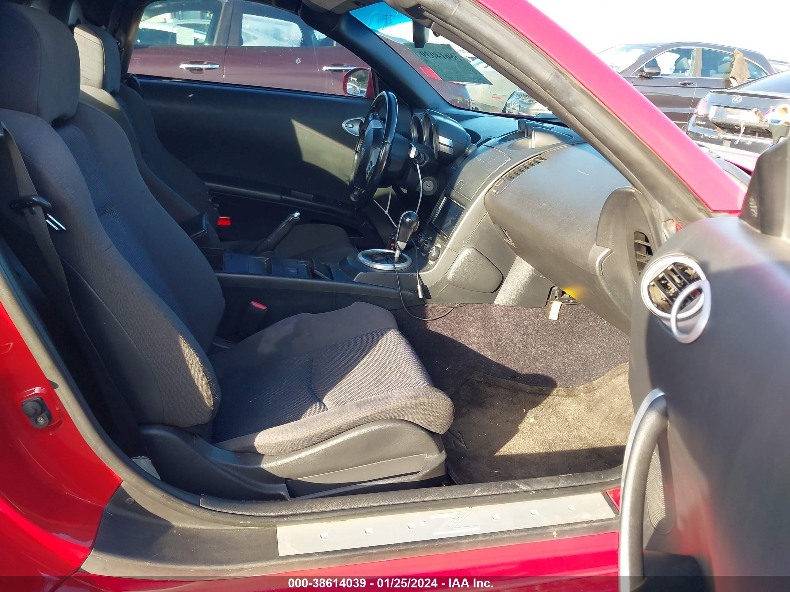 Photo 4 VIN: JN1AZ36D44T110451 - NISSAN 350Z 