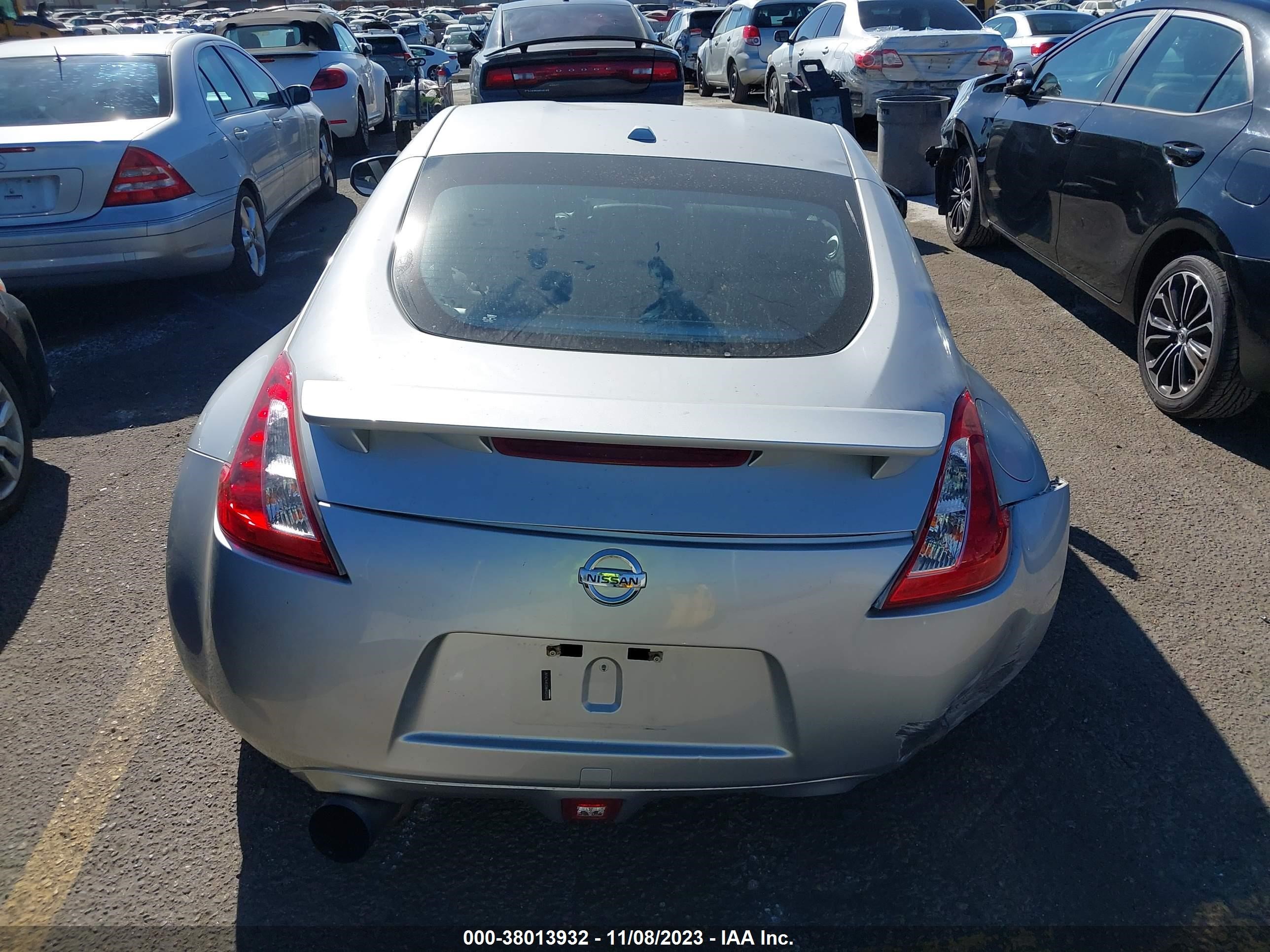 Photo 16 VIN: JN1AZ44E09M402505 - NISSAN 370Z 