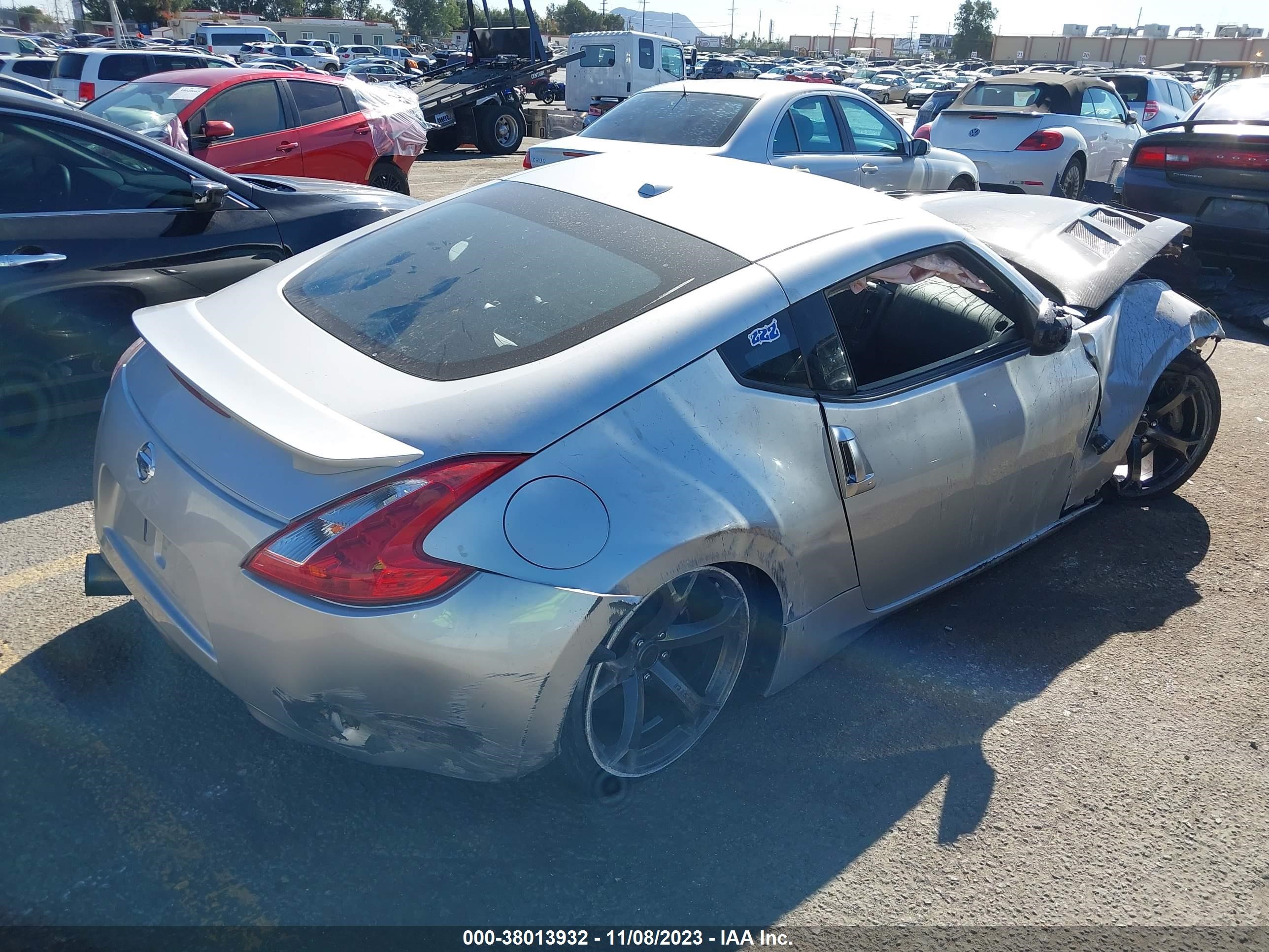 Photo 3 VIN: JN1AZ44E09M402505 - NISSAN 370Z 