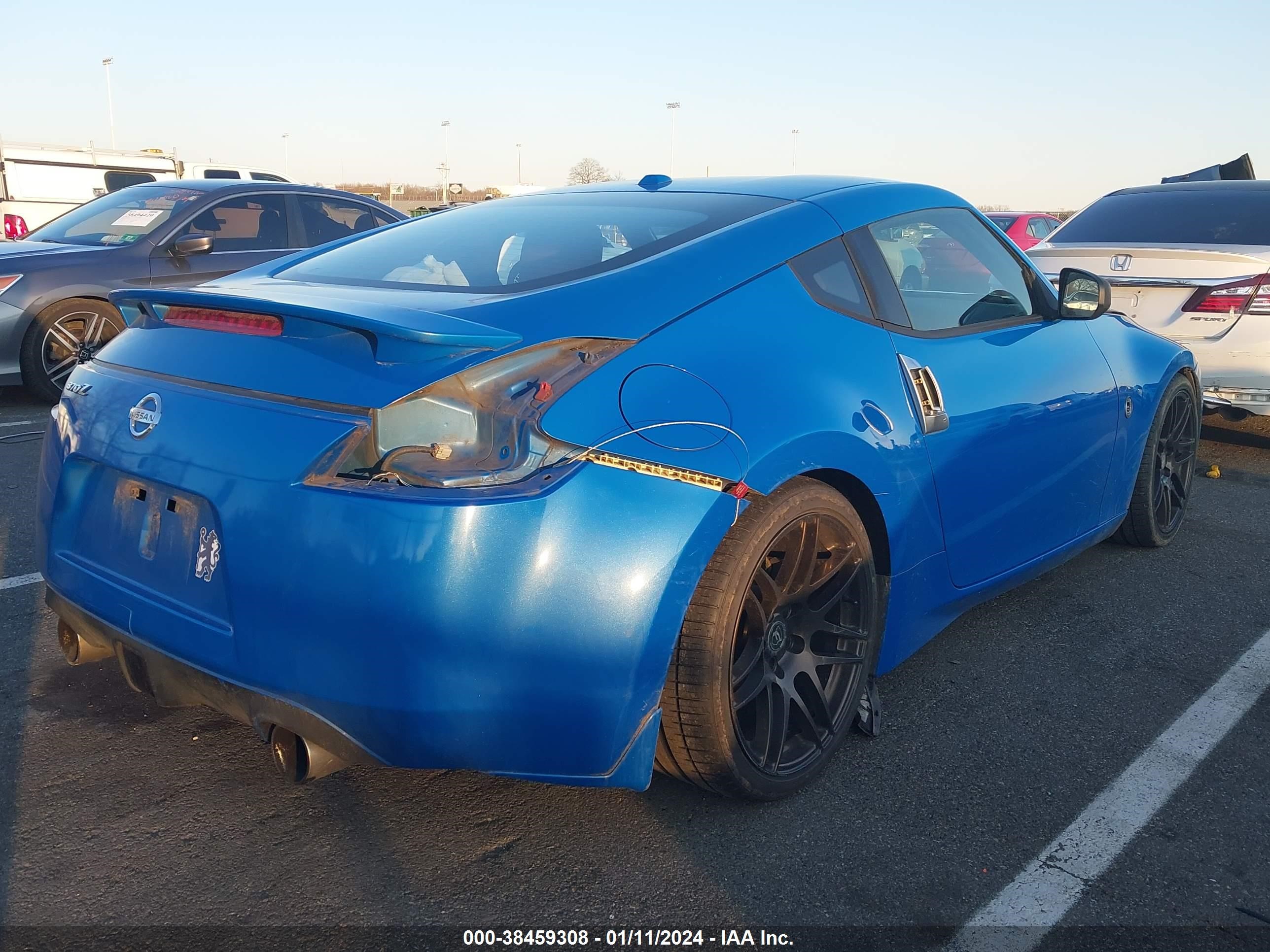 Photo 3 VIN: JN1AZ44E39M404295 - NISSAN 370Z 