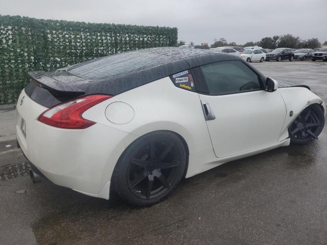 Photo 2 VIN: JN1AZ44E59M410518 - NISSAN 370Z 