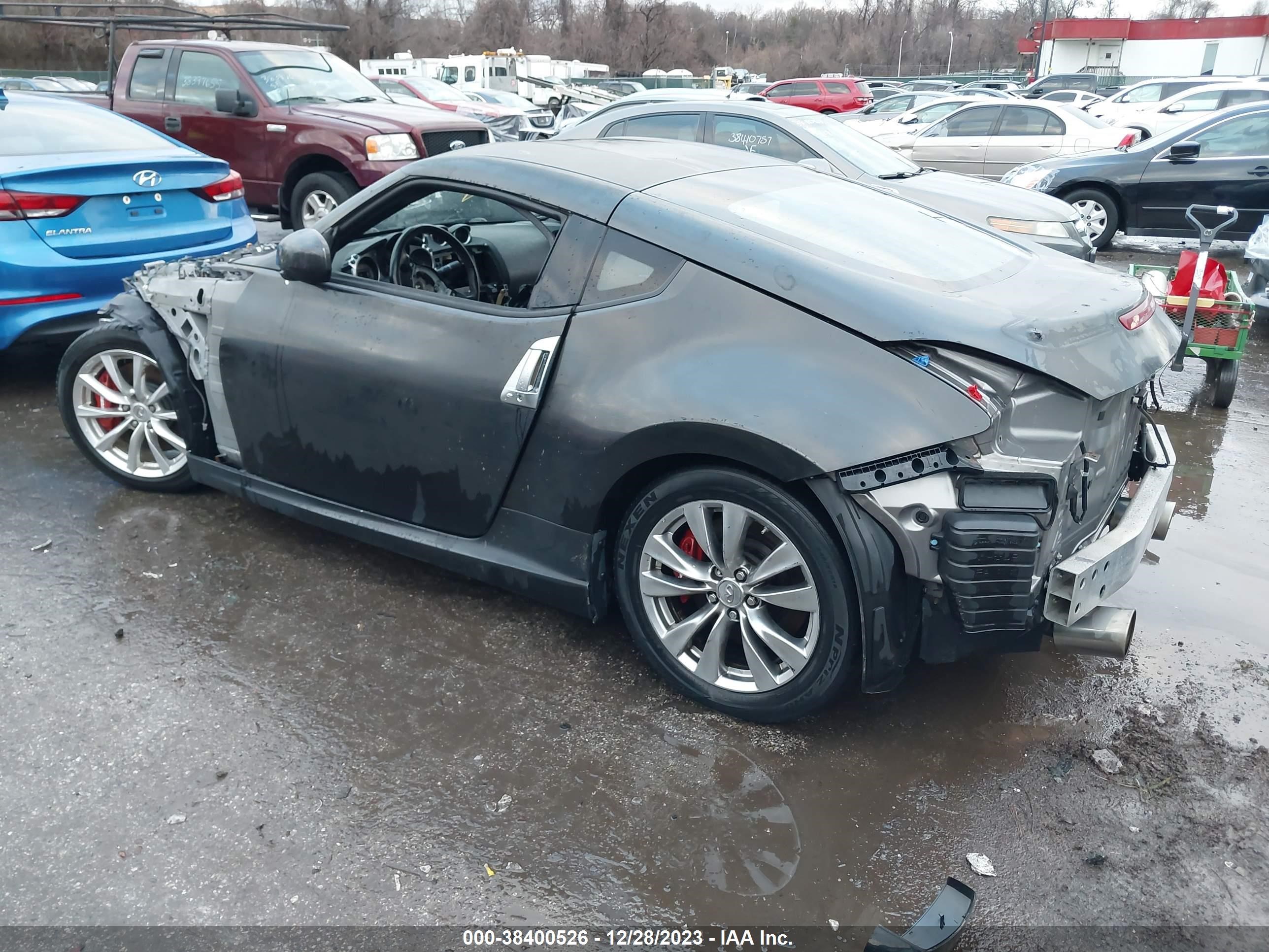 Photo 2 VIN: JN1AZ44E79M408981 - NISSAN 370Z 