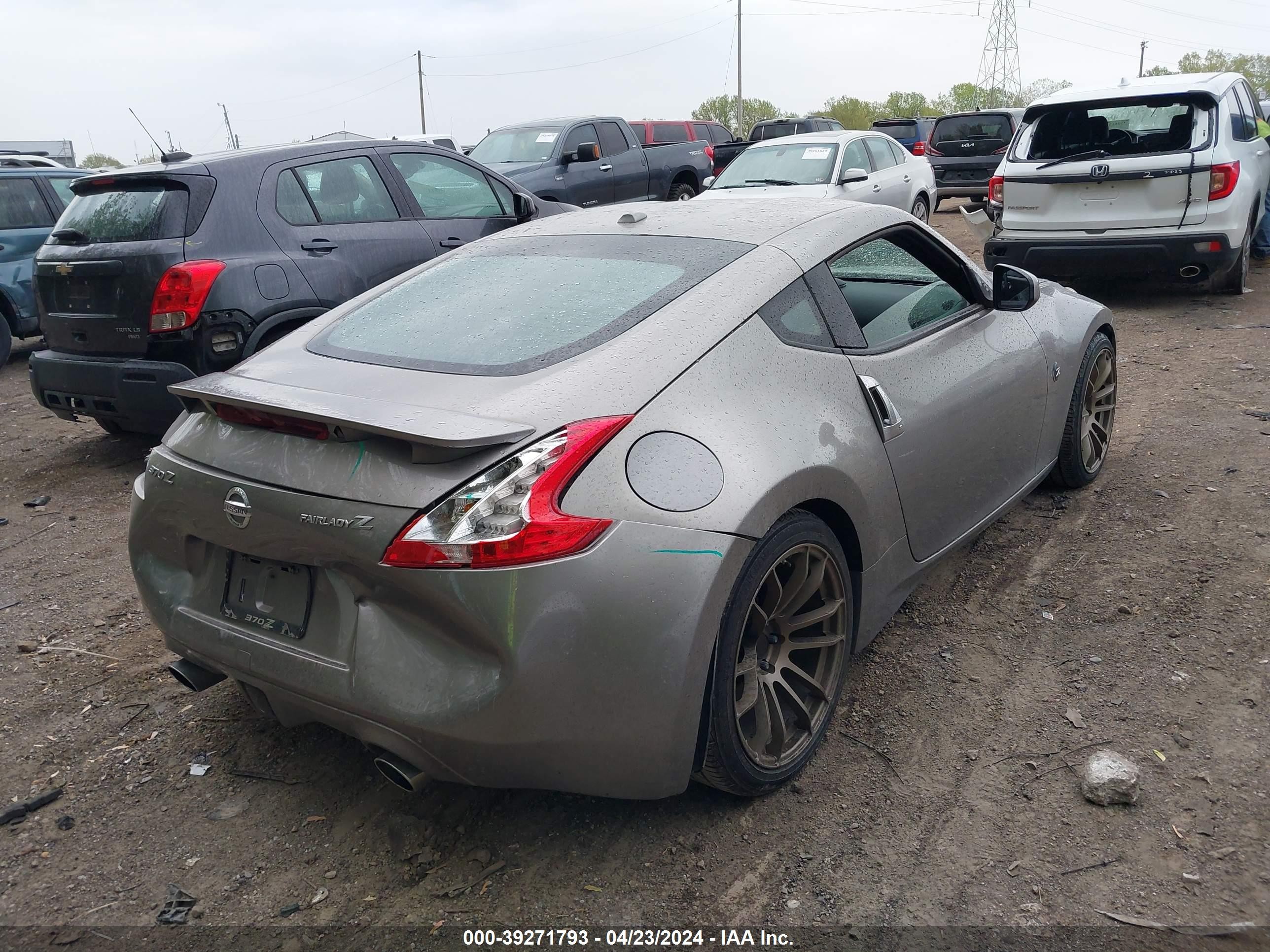 Photo 3 VIN: JN1AZ44E89M408195 - NISSAN 370Z 