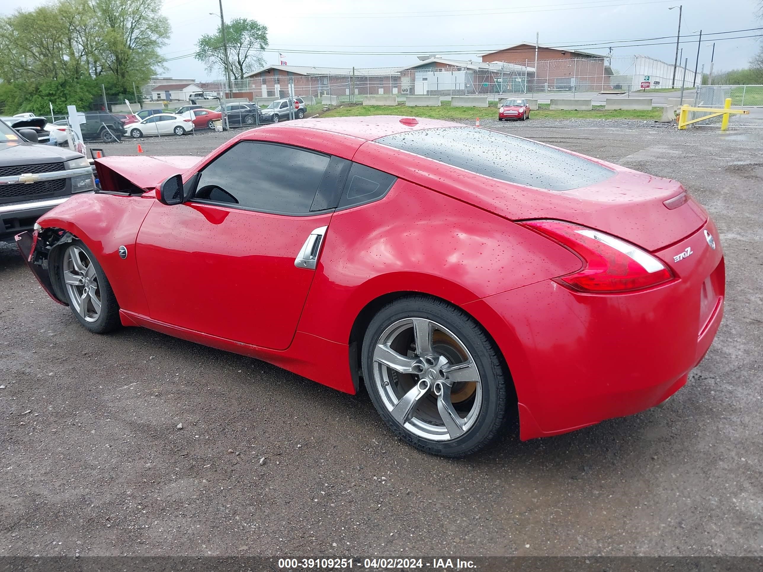 Photo 2 VIN: JN1AZ44E89M410318 - NISSAN 370Z 