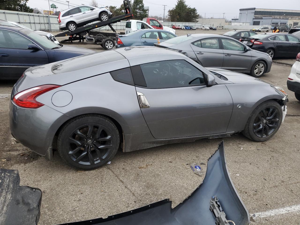 Photo 2 VIN: JN1AZ4CH2JM572619 - NISSAN 370Z 