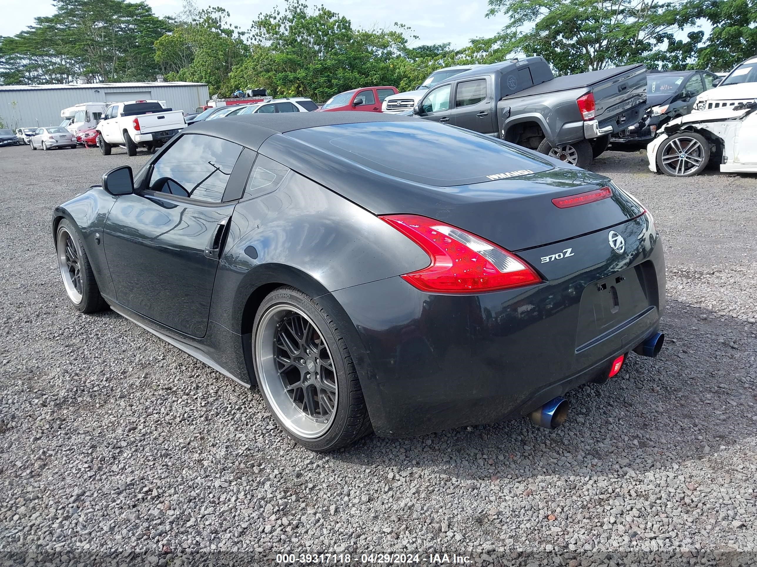 Photo 2 VIN: JN1AZ4EH1EM632170 - NISSAN 370Z 