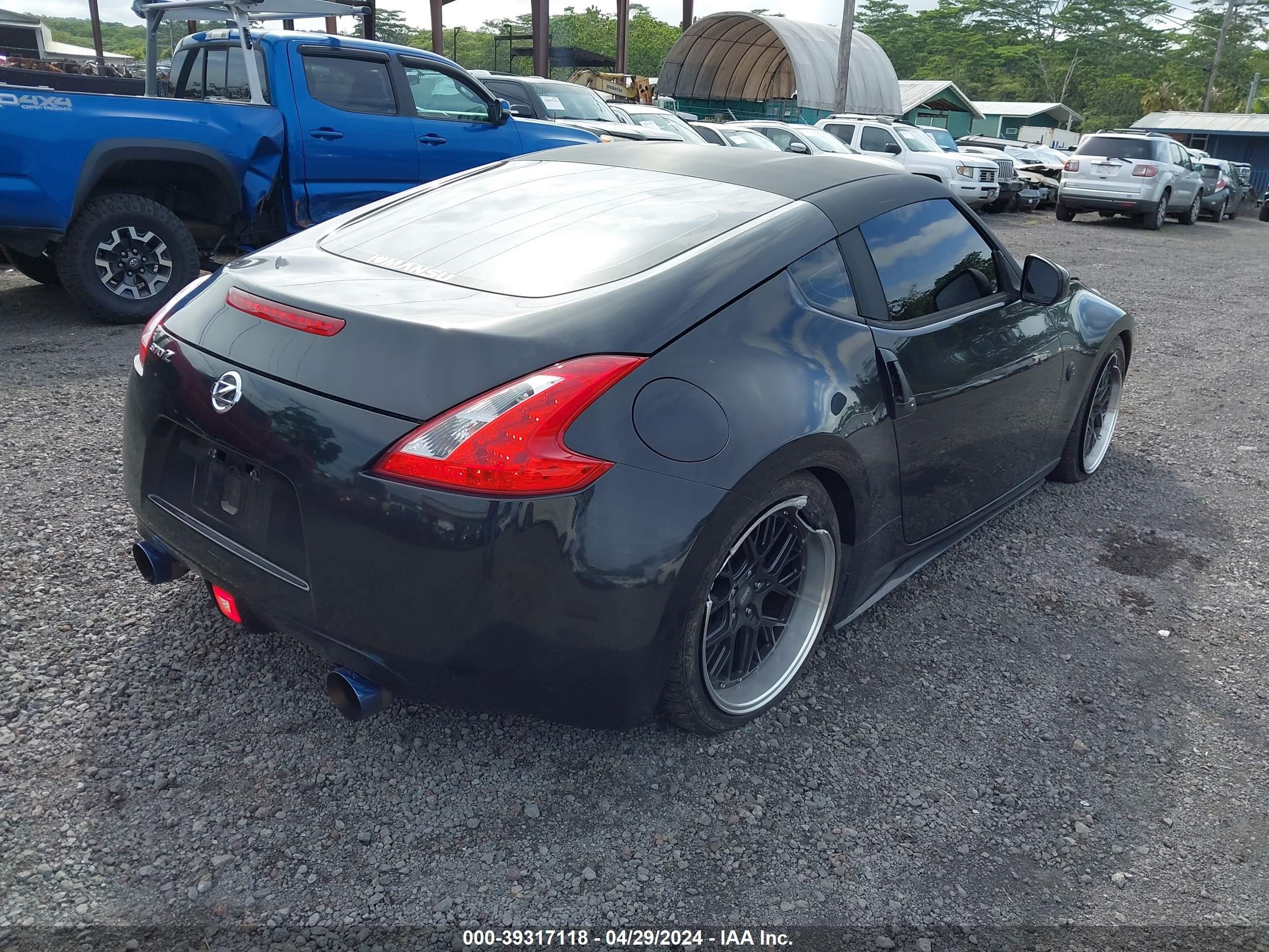 Photo 3 VIN: JN1AZ4EH1EM632170 - NISSAN 370Z 