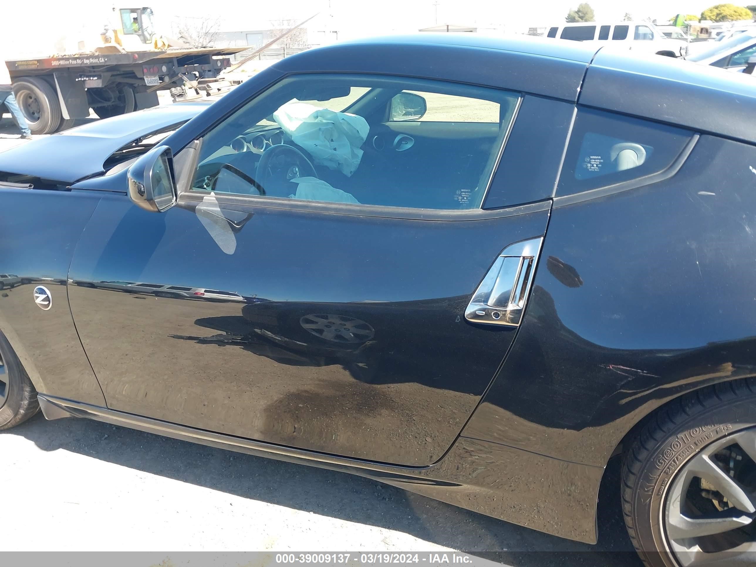 Photo 13 VIN: JN1AZ4EH1LM821317 - NISSAN 370Z 