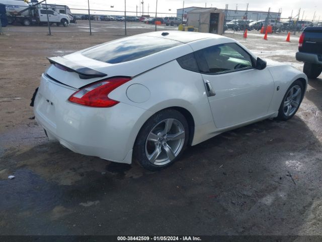 Photo 3 VIN: JN1AZ4EH2CM561834 - NISSAN 370Z 