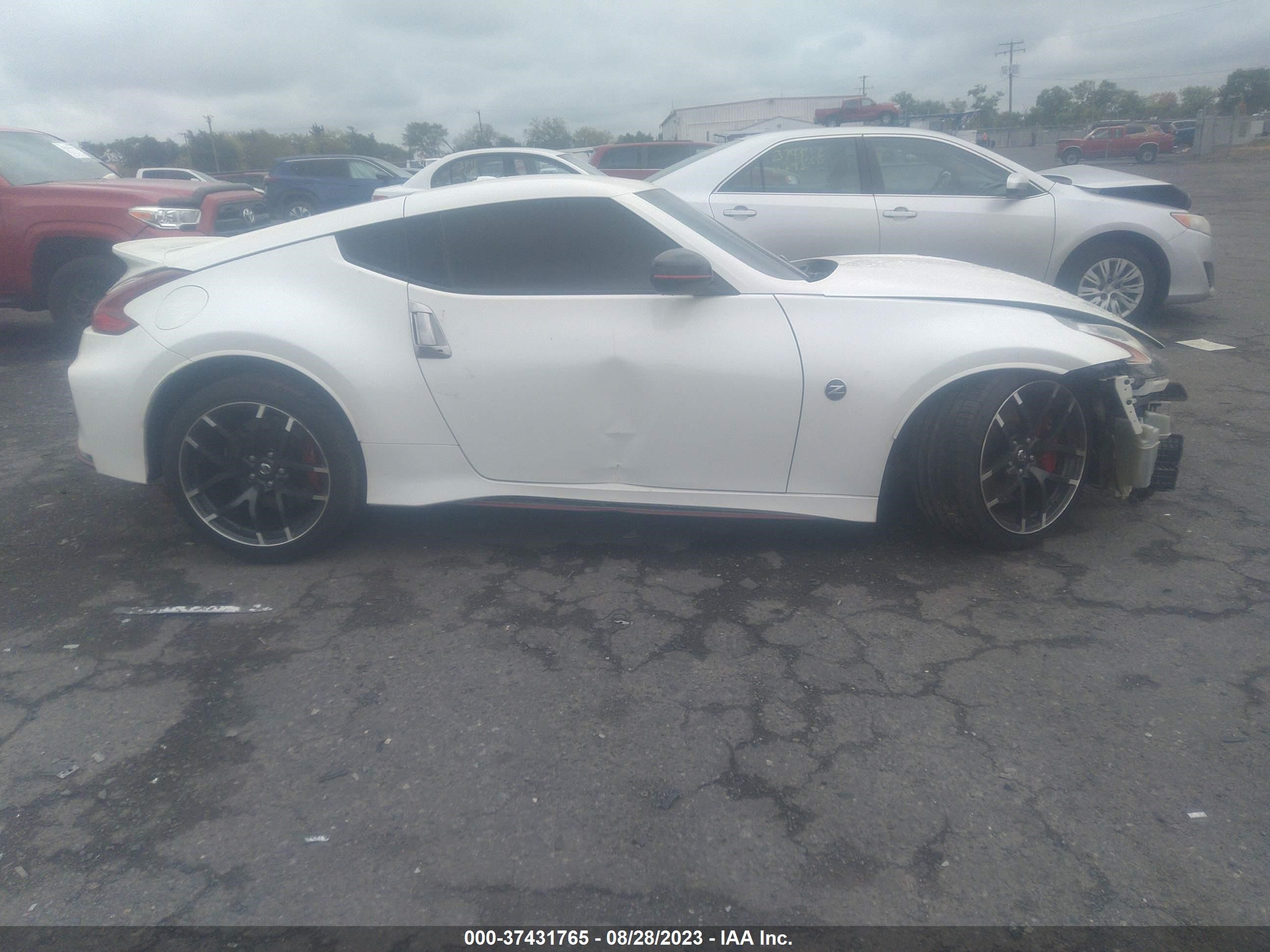 Photo 13 VIN: JN1AZ4EH3JM571091 - NISSAN 370Z 